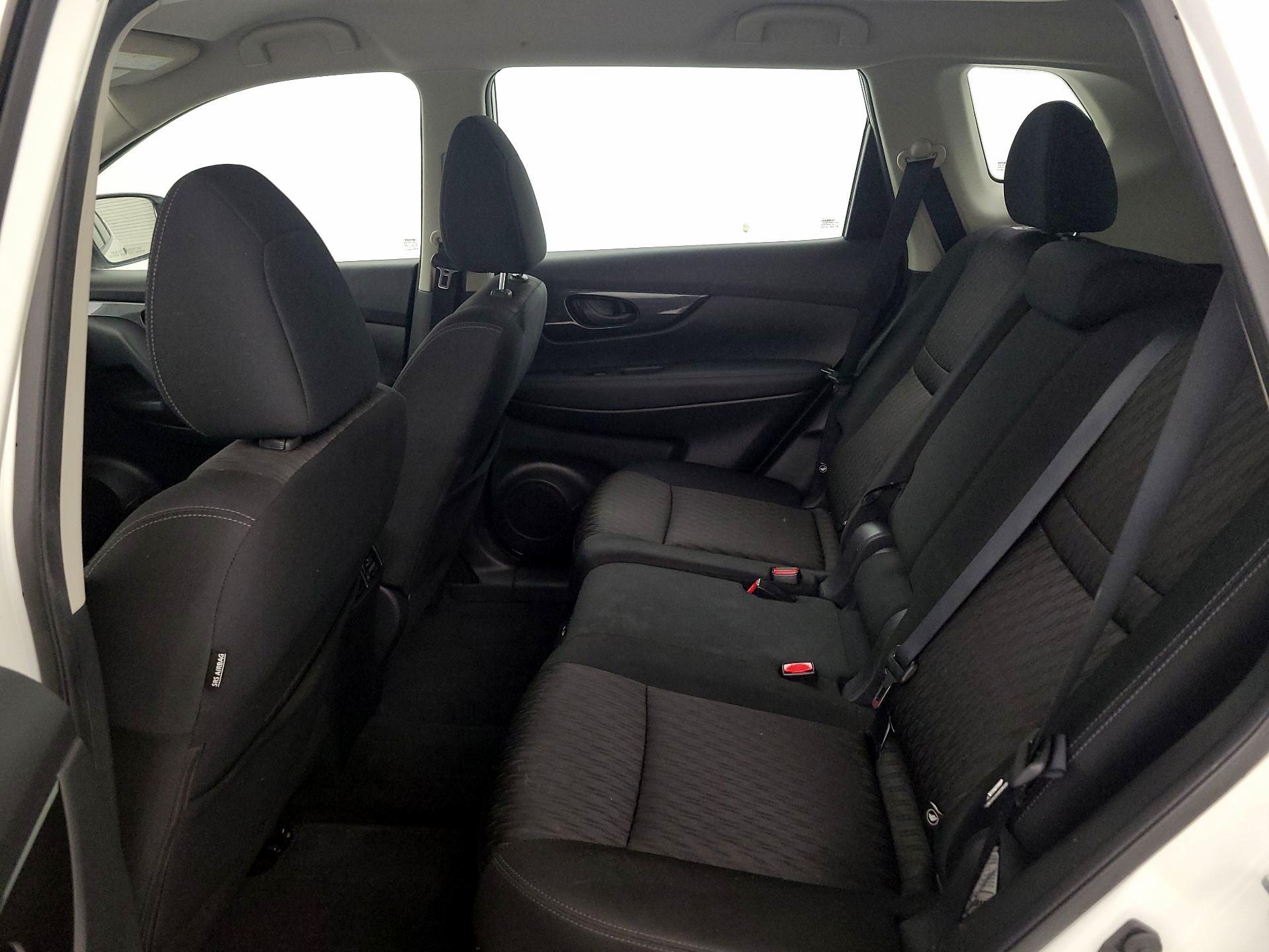Thumbnail: 2019 Nissan Rogue - 20