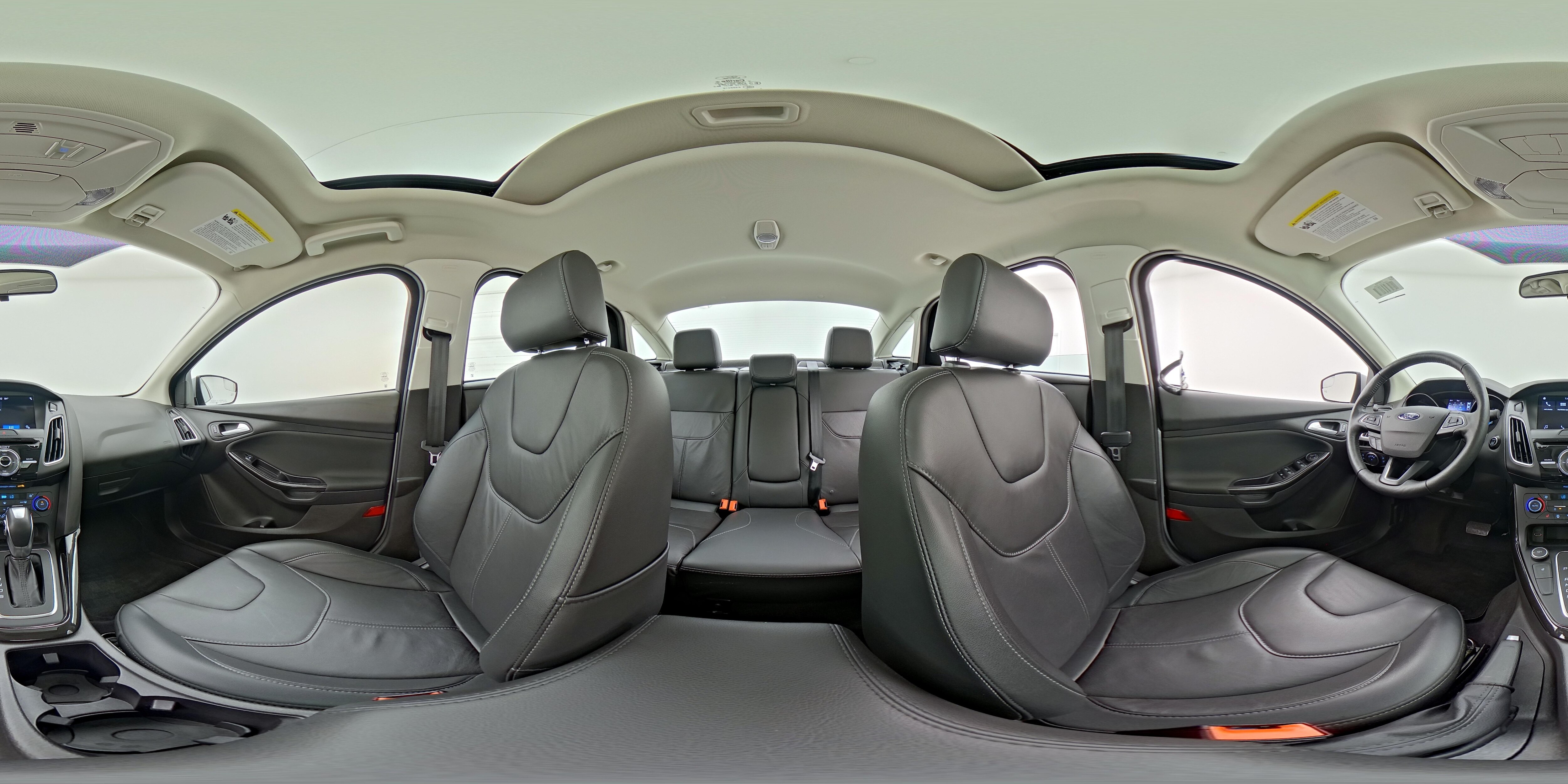 2017 Ford Focus Titanium - Photo 25