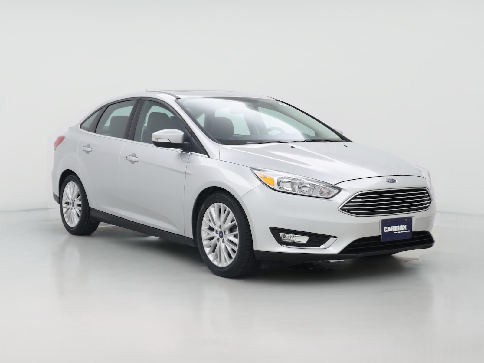 2017 Ford Focus Titanium - Photo 1