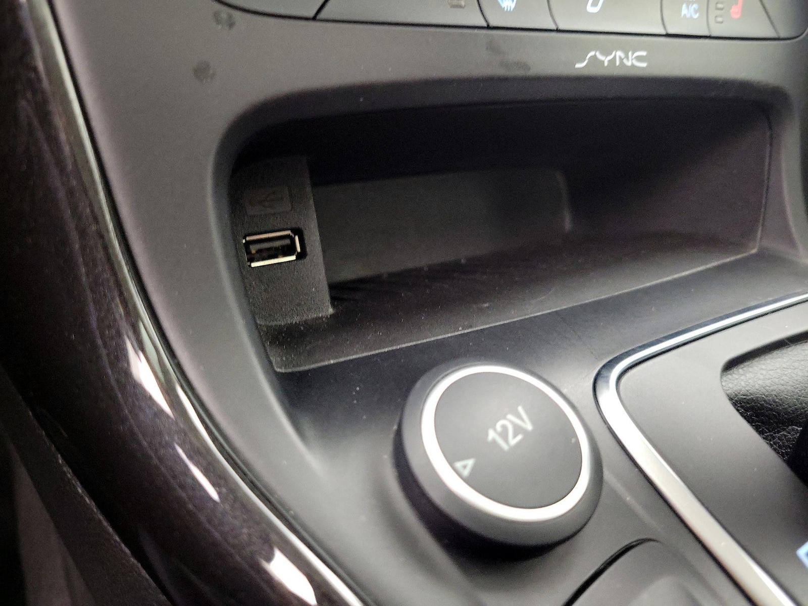 2017 Ford Focus Titanium - Photo 19