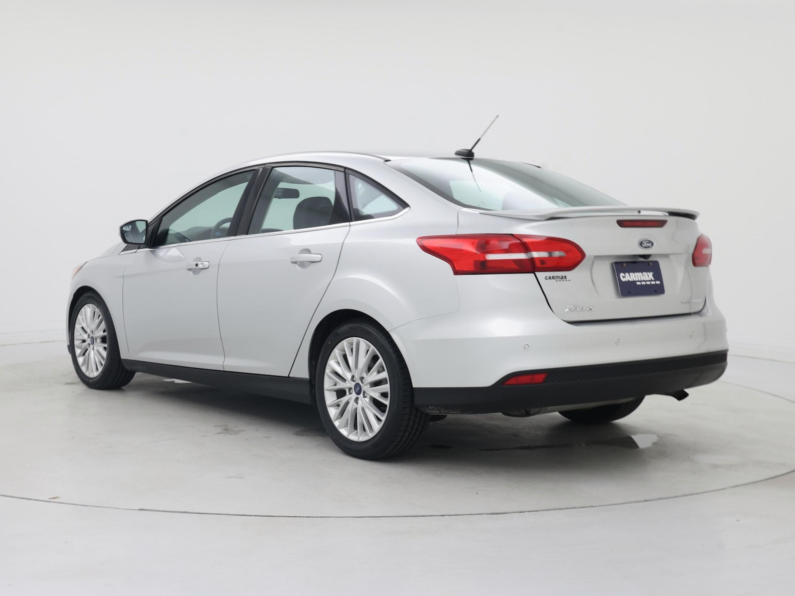 2017 Ford Focus Titanium - Photo 3