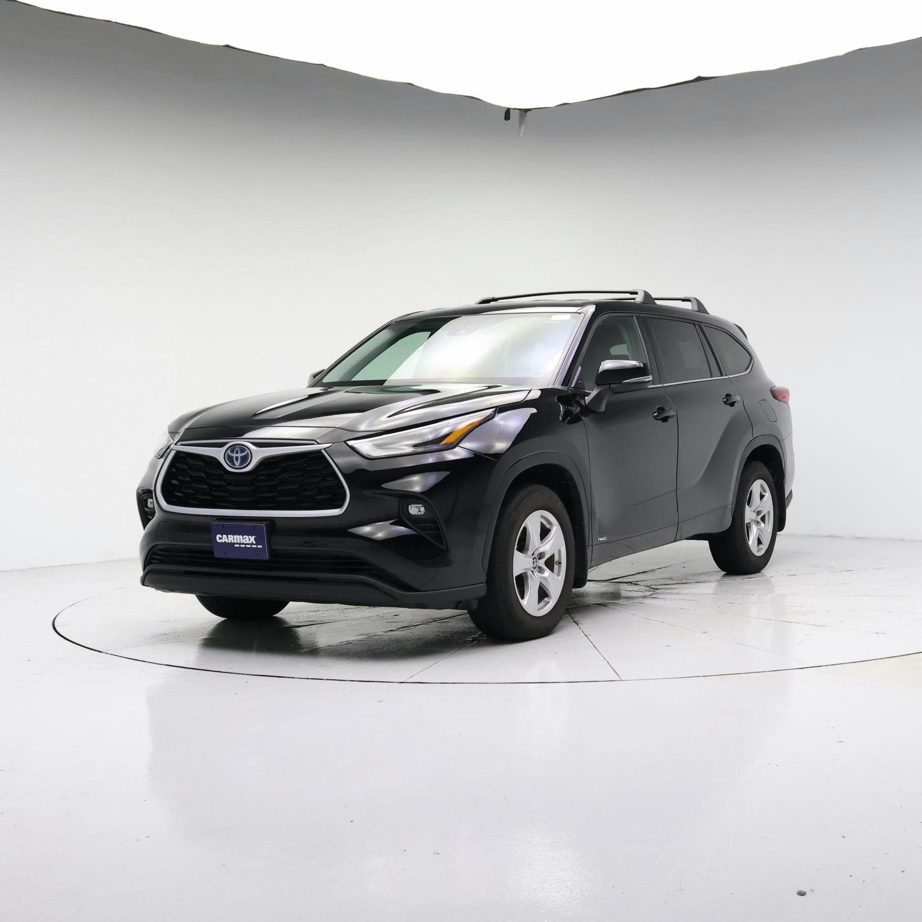 Thumbnail: 2022 Toyota Highlander - 4