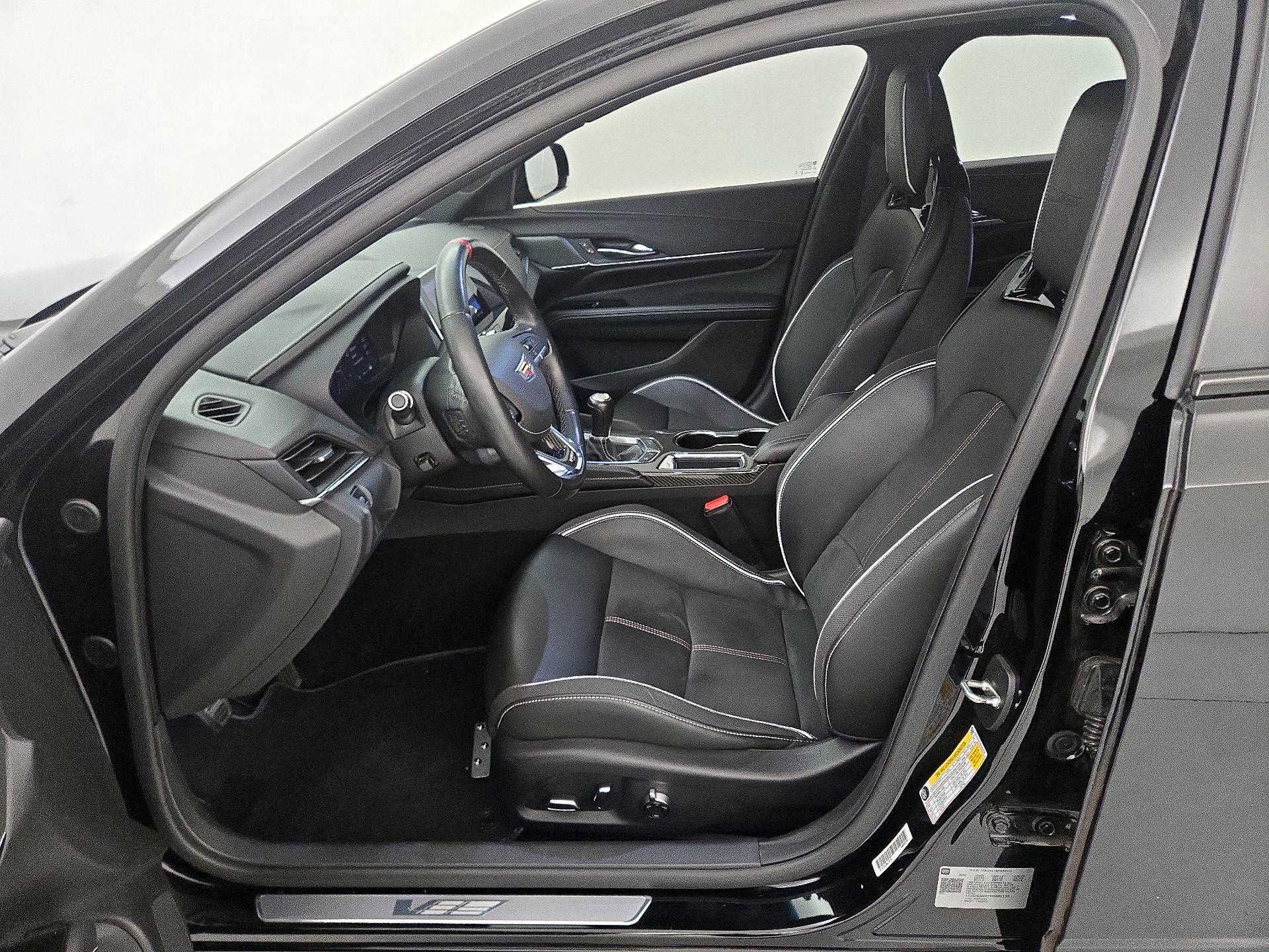 Thumbnail: 2024 Cadillac CT4 - 11