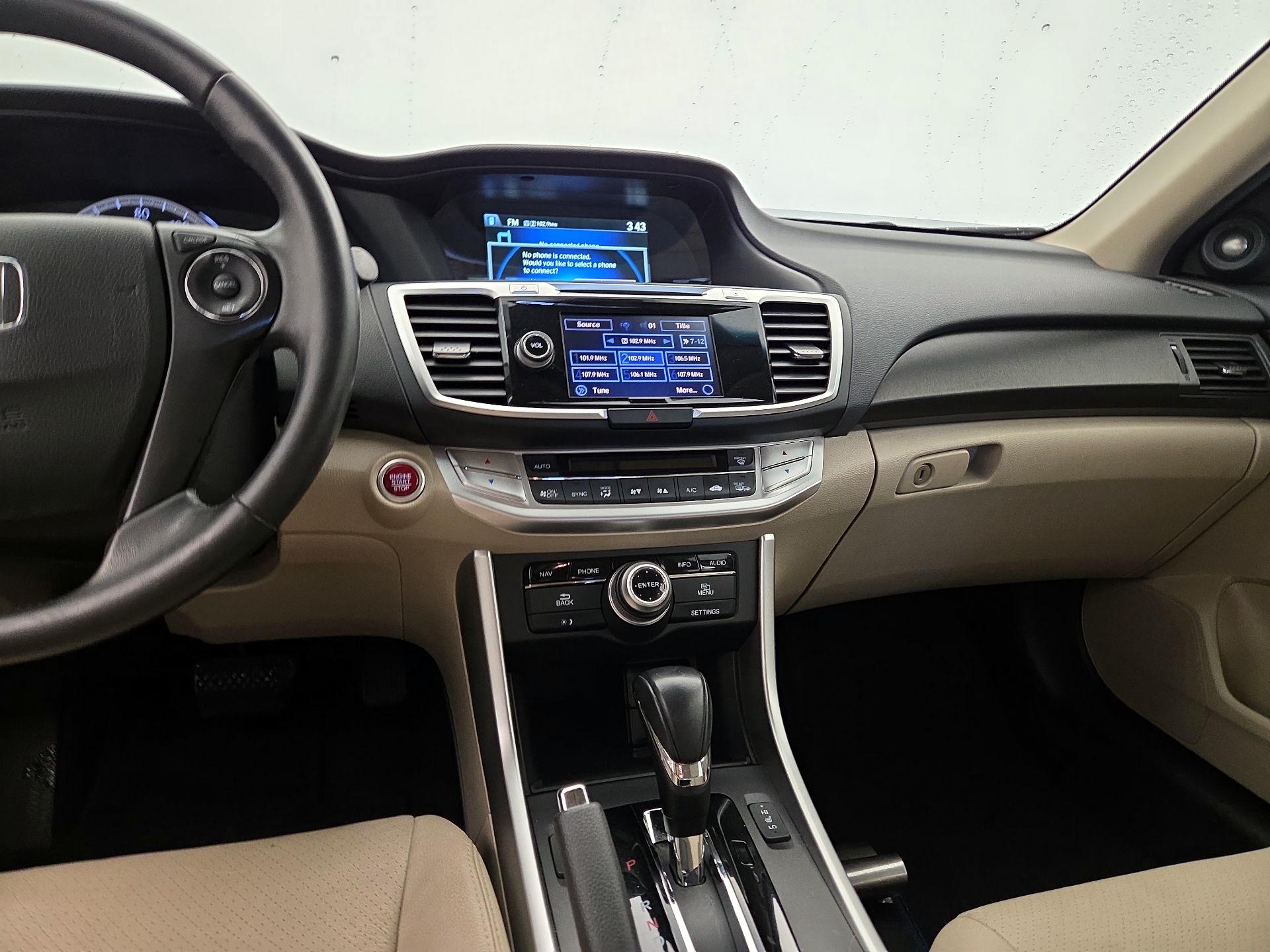 Thumbnail: 2015 Honda Accord - 9