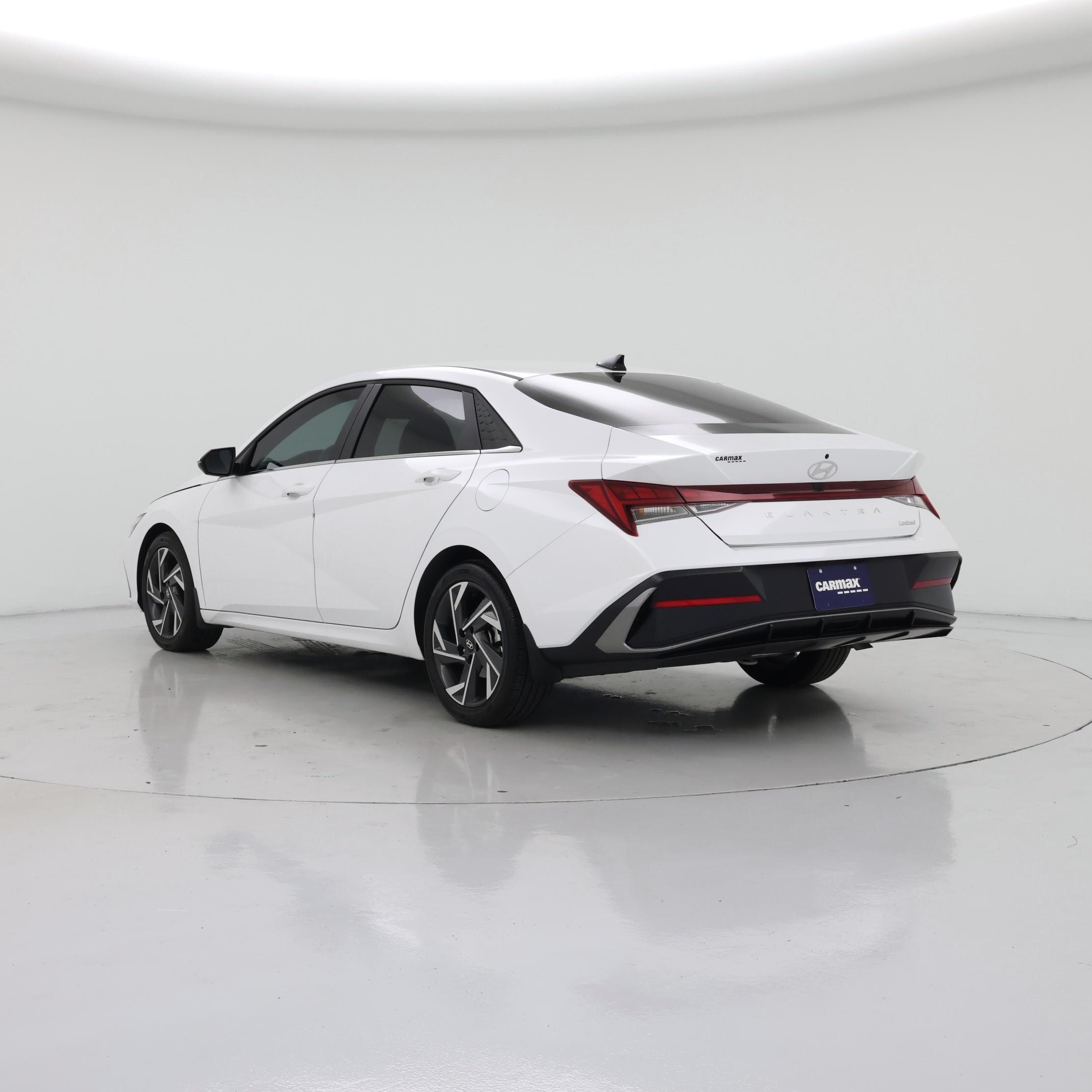Thumbnail: 2025 Hyundai Elantra - 2