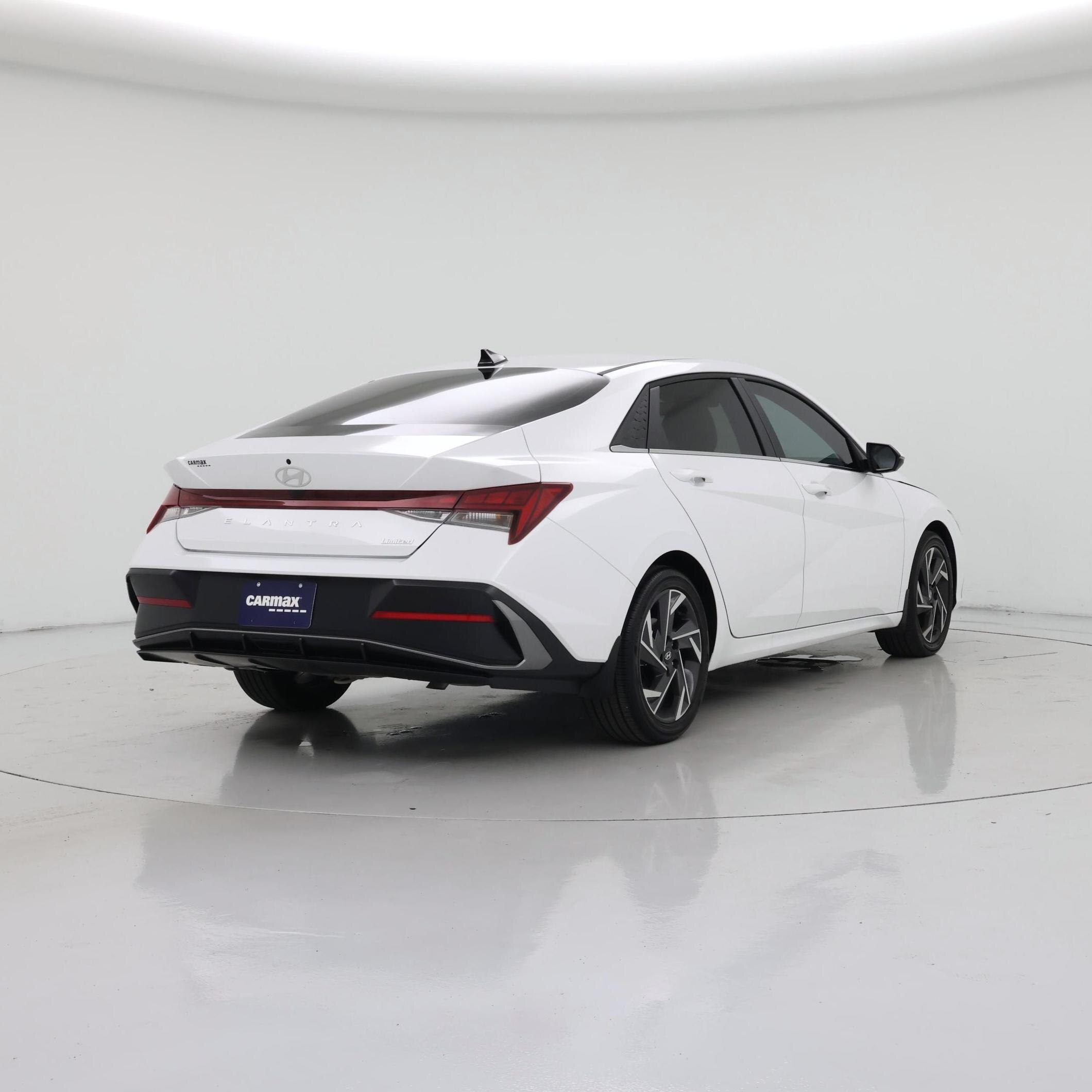 Thumbnail: 2025 Hyundai Elantra - 8