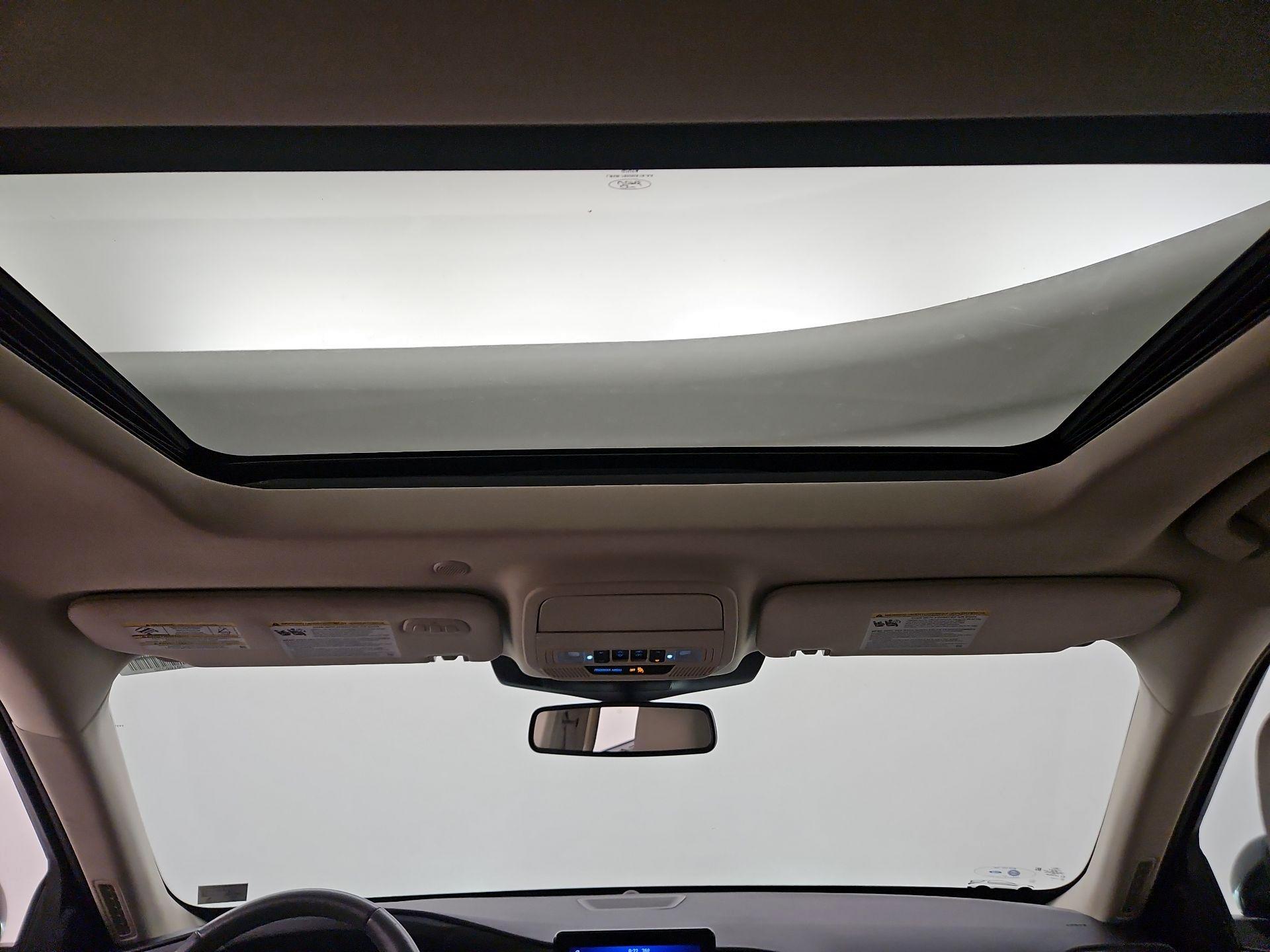 Thumbnail: 2021 Ford Explorer - 19