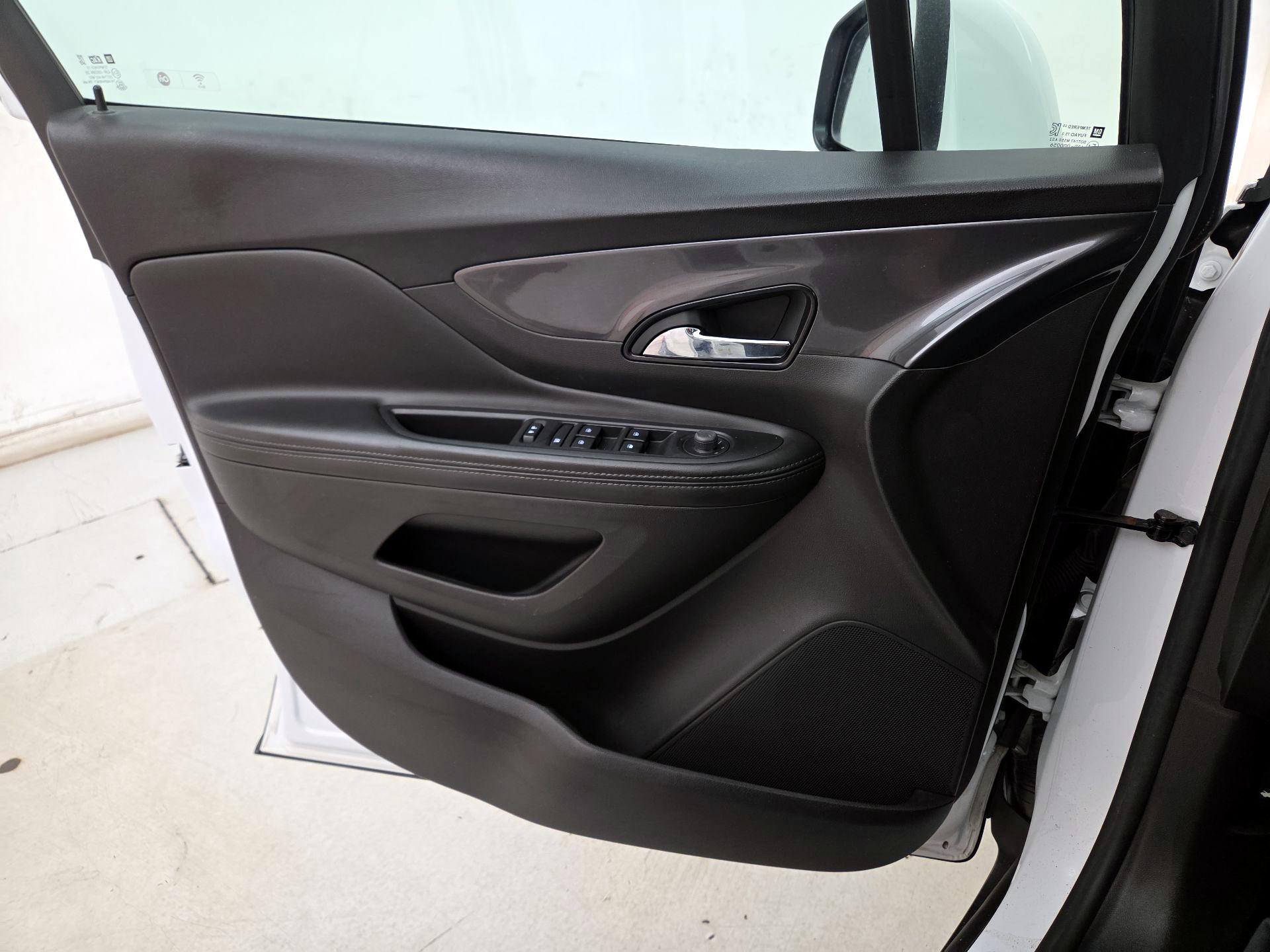 Thumbnail: 2021 Buick Encore - 12