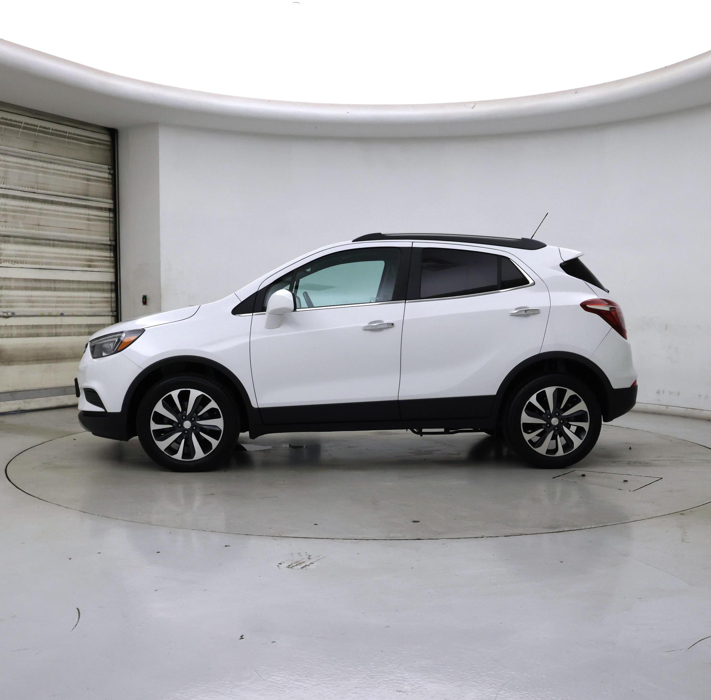 Thumbnail: 2021 Buick Encore - 3
