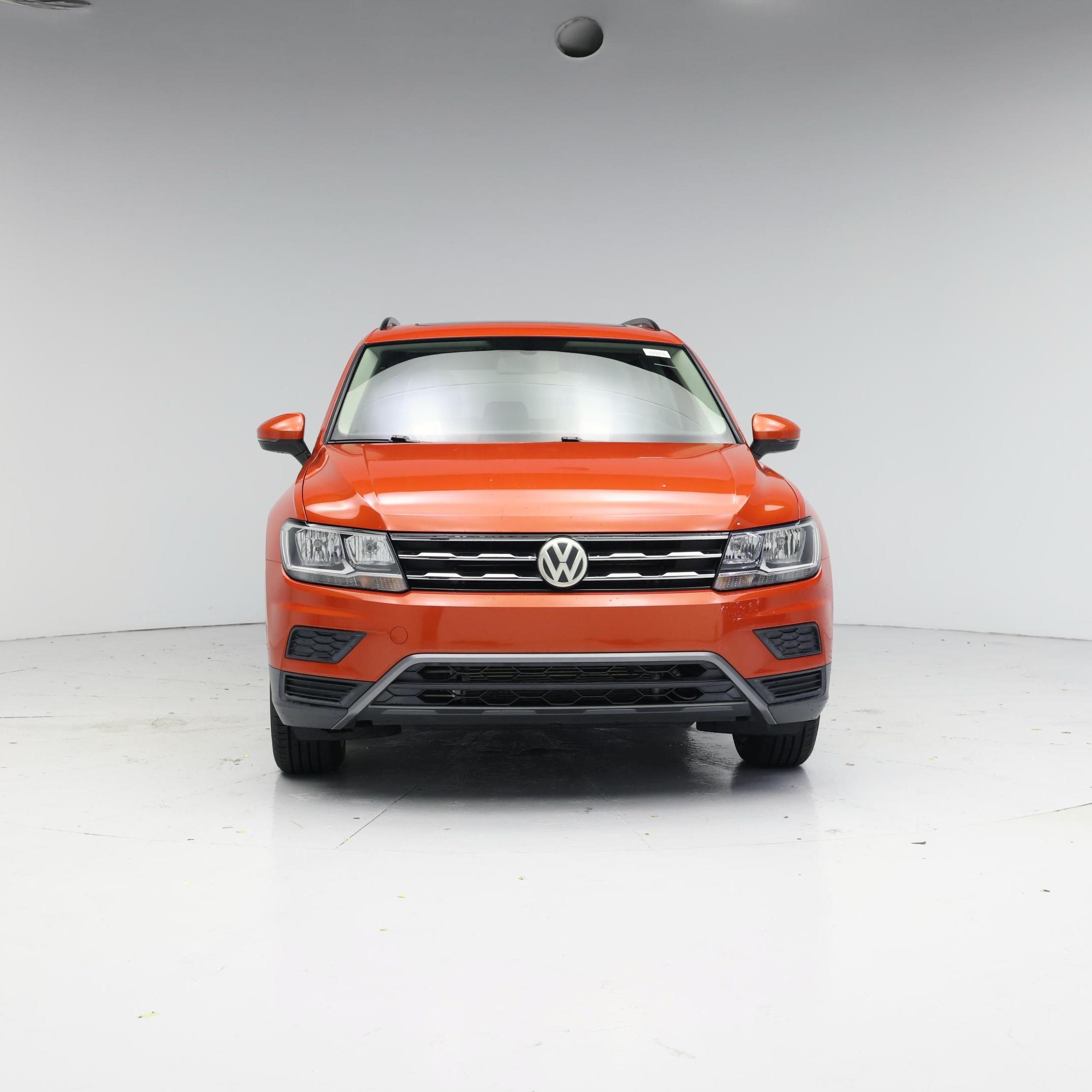 Thumbnail: 2018 Volkswagen Tiguan - 5