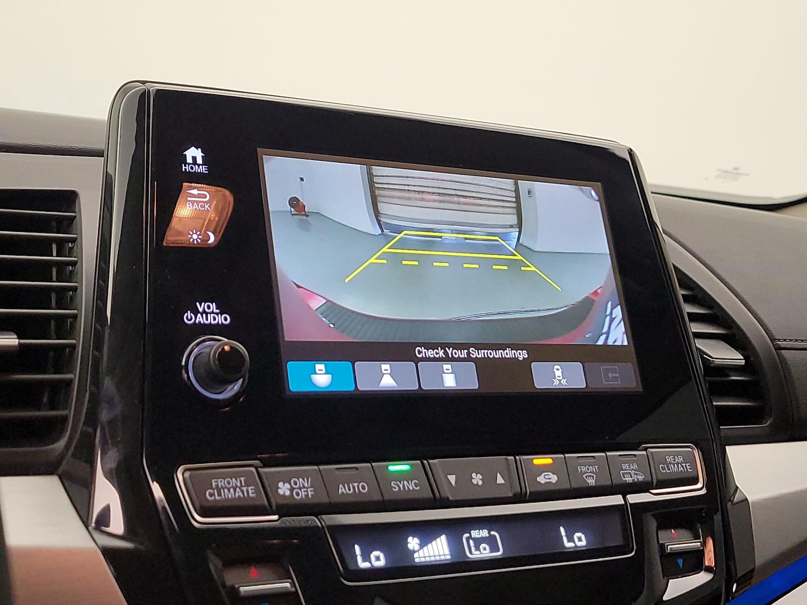 2022 Honda Odyssey Touring - Photo 16