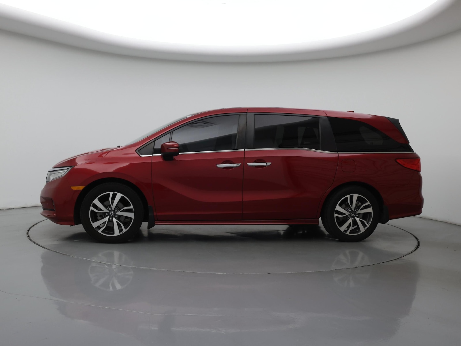 2022 Honda Odyssey Touring - Photo 4