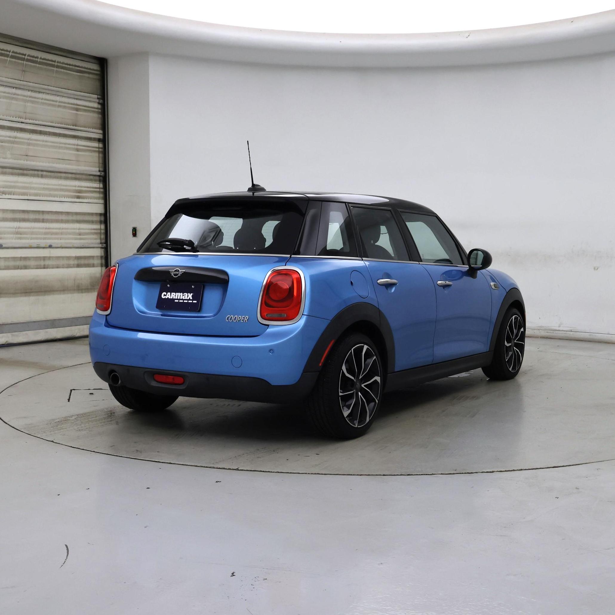 Thumbnail: 2019 MINI Cooper Hardtop - 8