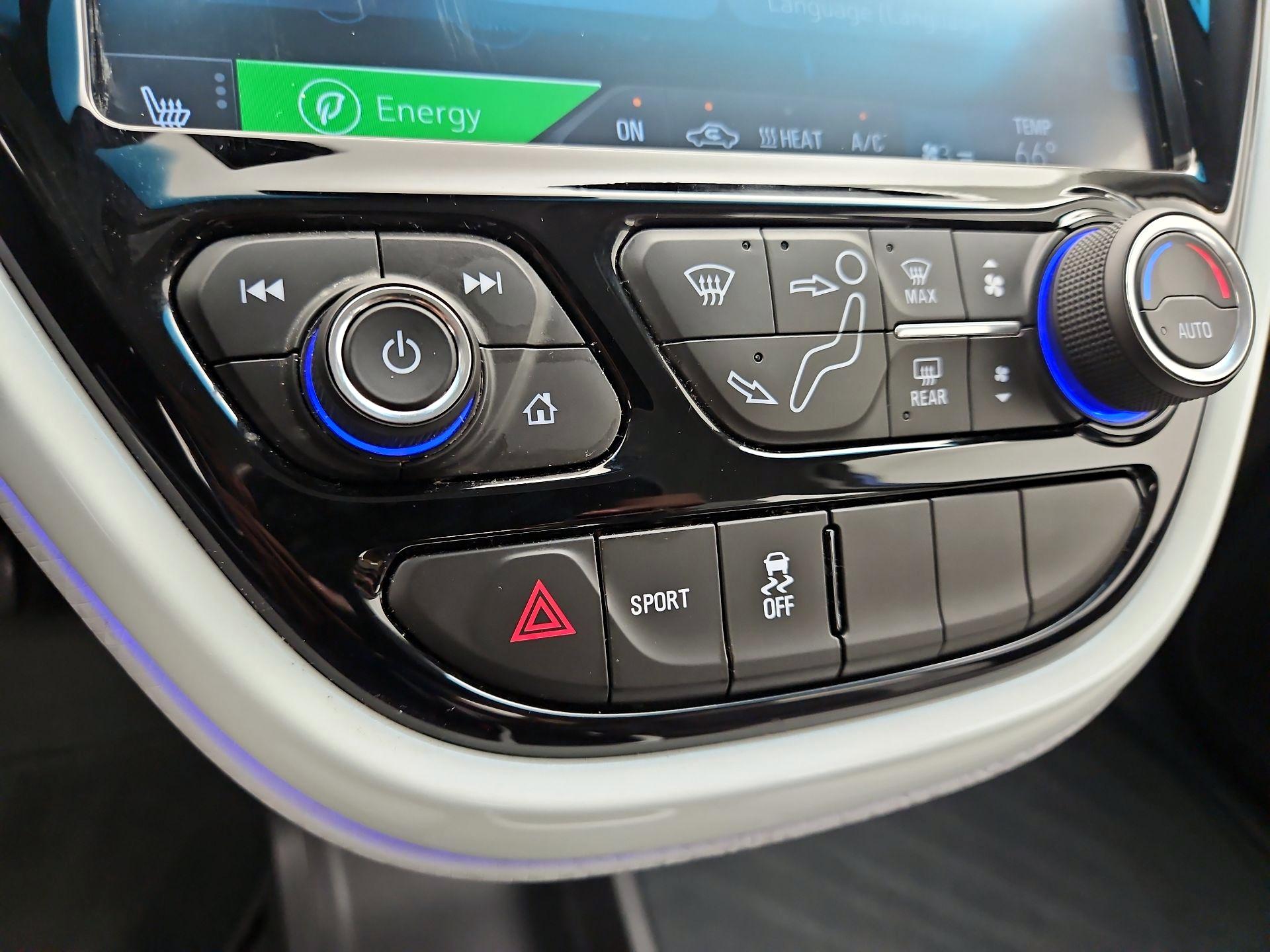 Thumbnail: 2021 Chevrolet Bolt EV - 16
