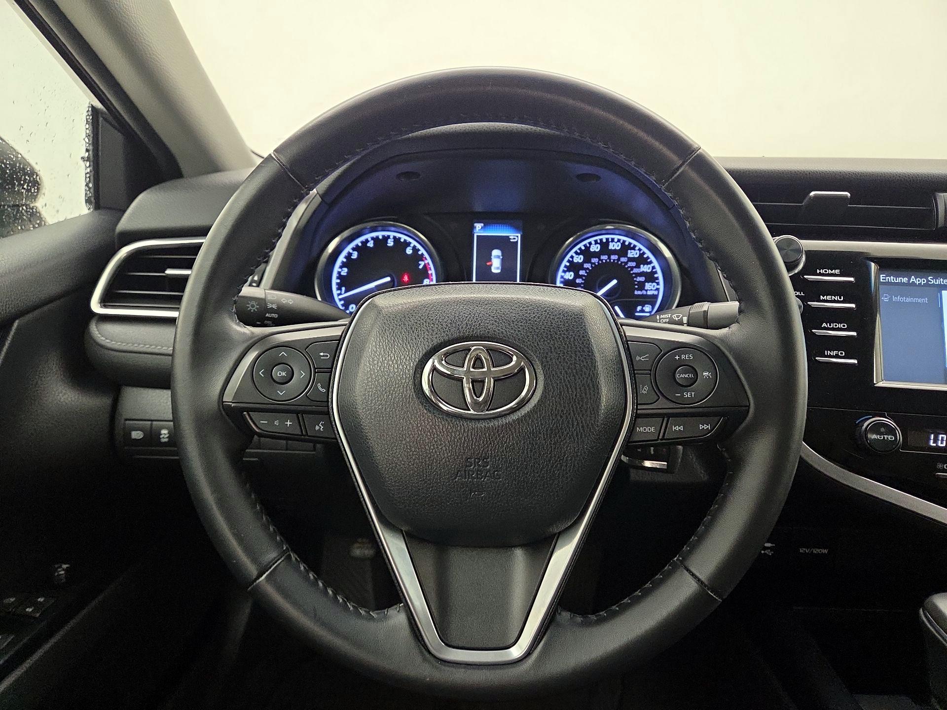 Thumbnail: 2018 Toyota Camry - 10
