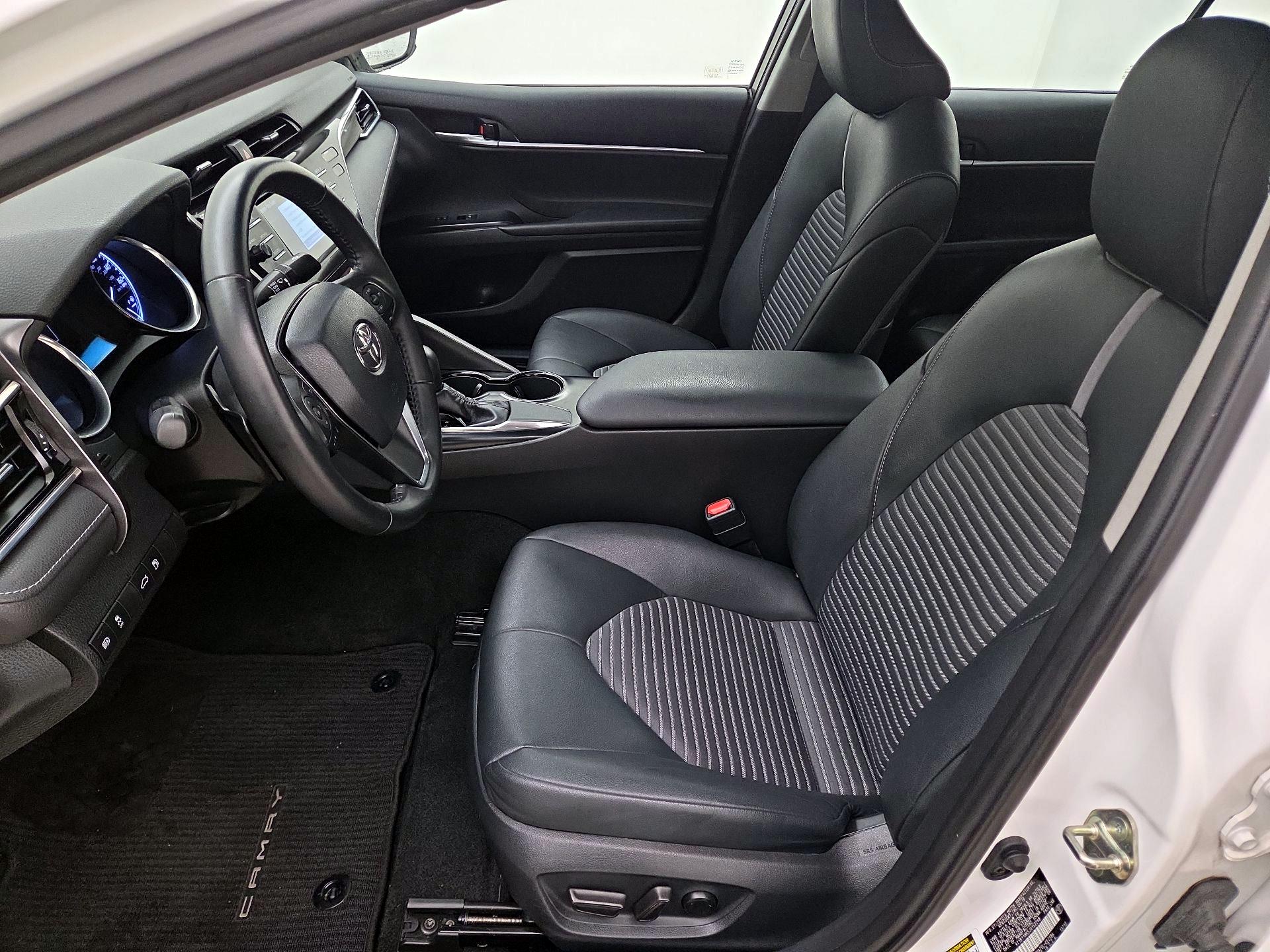 Thumbnail: 2018 Toyota Camry - 11