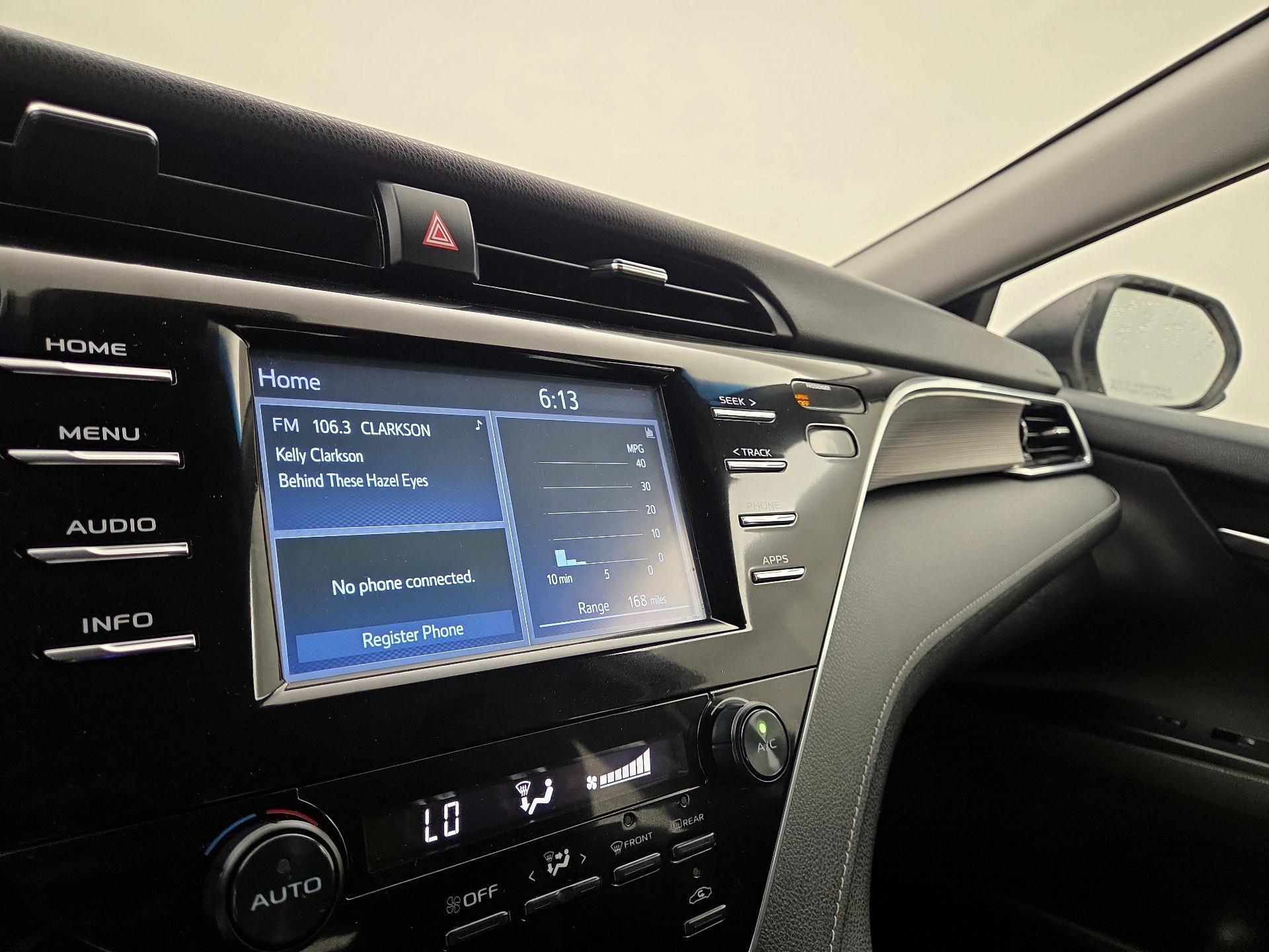 Thumbnail: 2018 Toyota Camry - 14