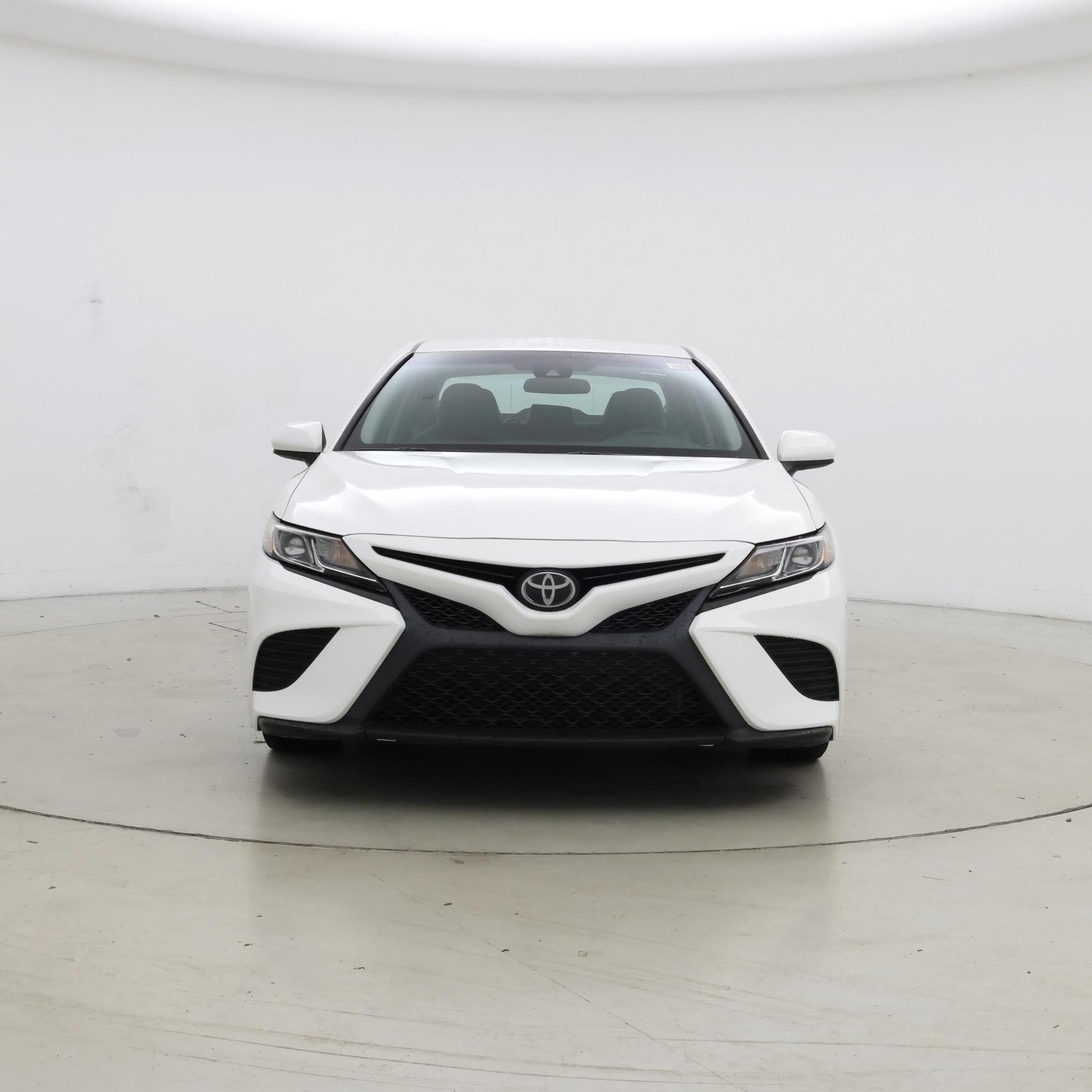 Thumbnail: 2018 Toyota Camry - 5