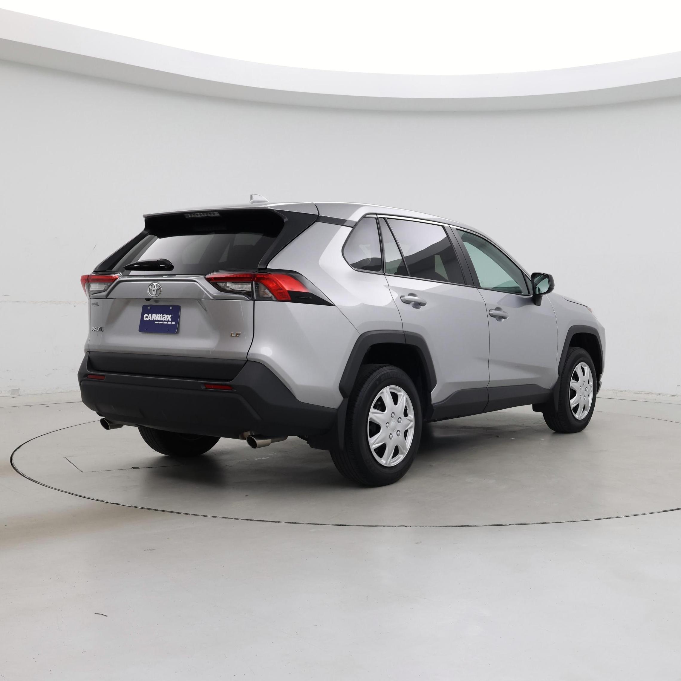 Thumbnail: 2024 Toyota RAV4 - 8