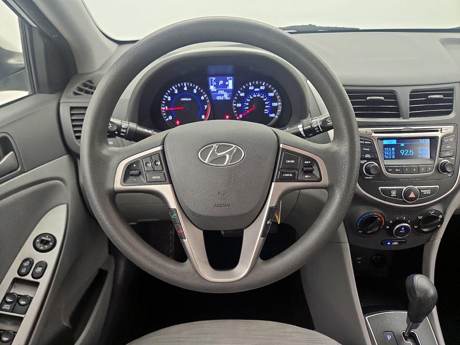 2017 Hyundai Accent Value Edition - Photo 11