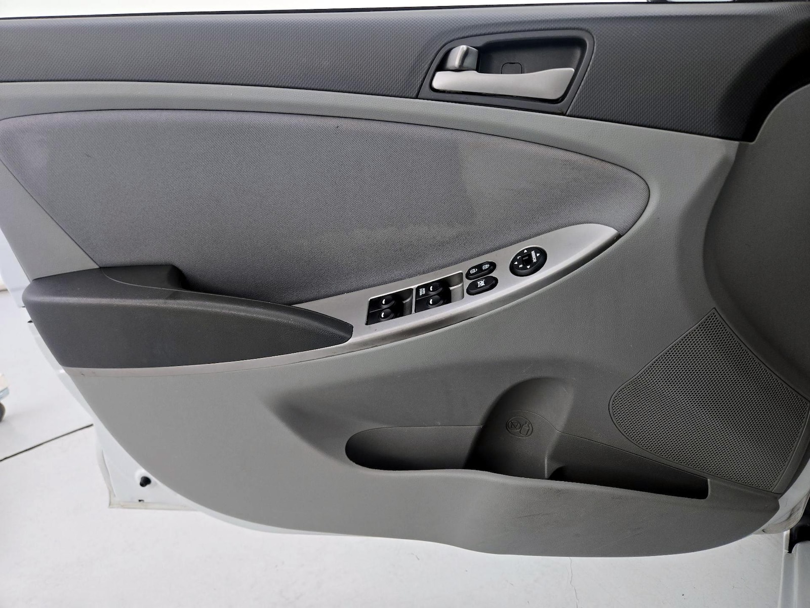 2017 Hyundai Accent Value Edition - Photo 13