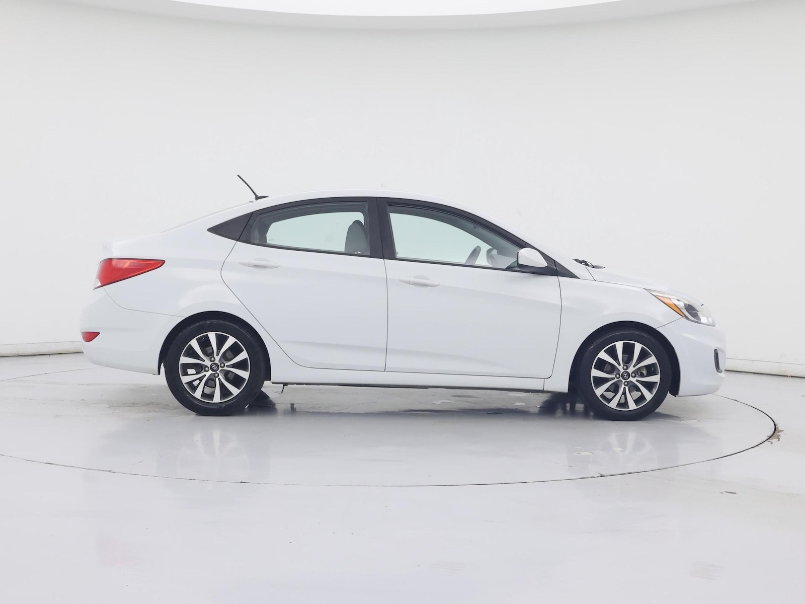 2017 Hyundai Accent Value Edition - Photo 8