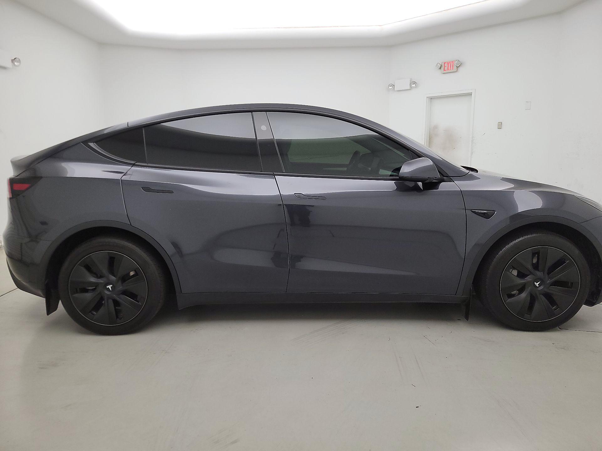 Thumbnail: 2025 Tesla Model Y - 4