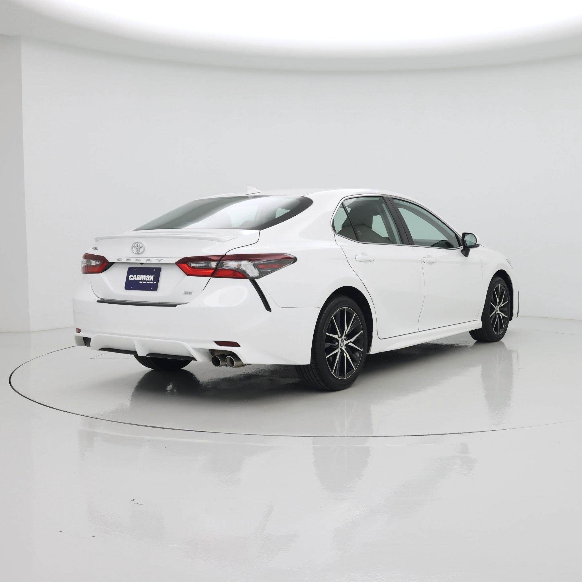 Thumbnail: 2024 Toyota Camry - 8