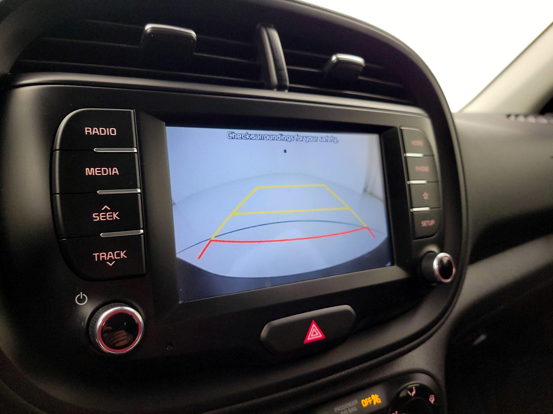 Thumbnail: 2020 Kia Soul - 14