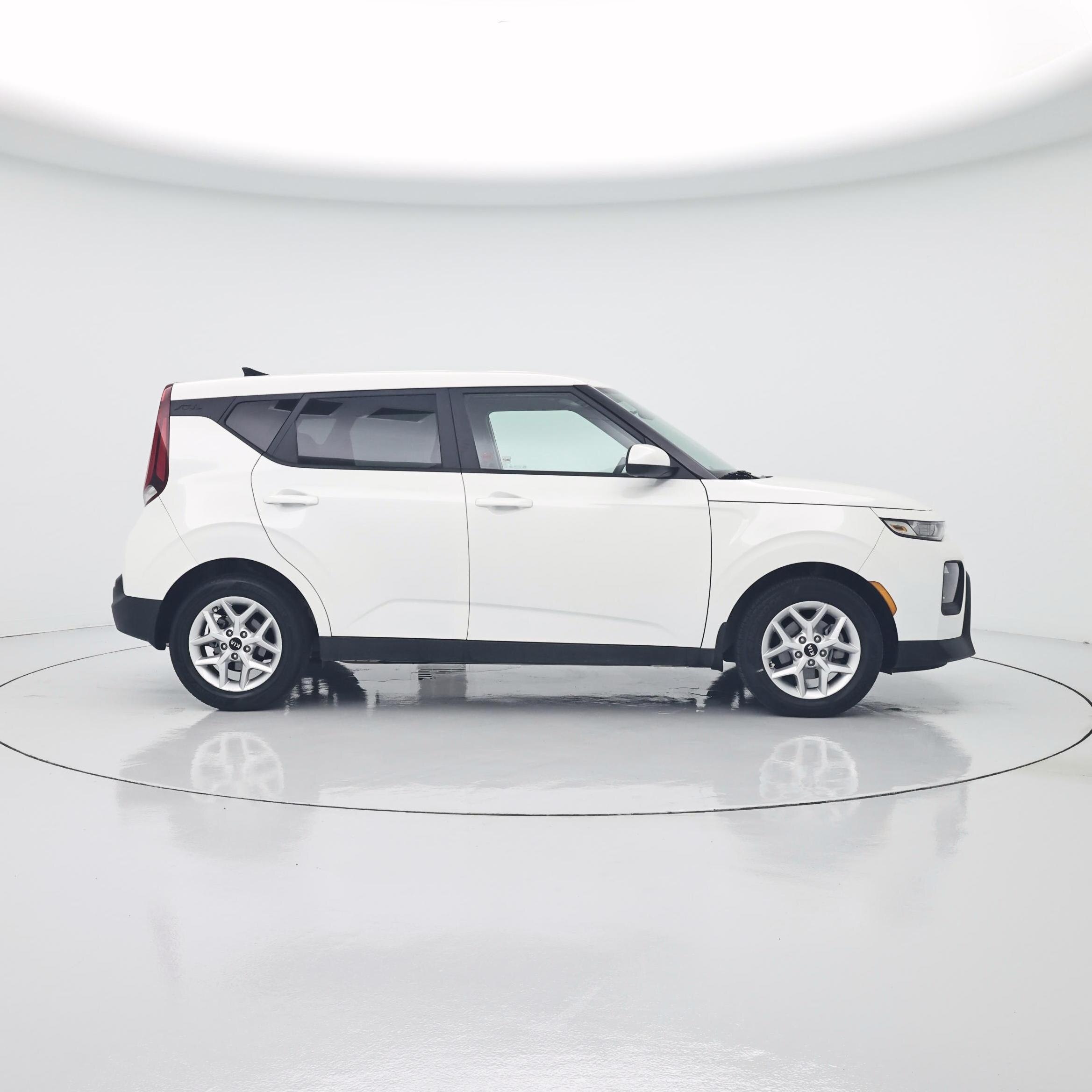 Thumbnail: 2020 Kia Soul - 7