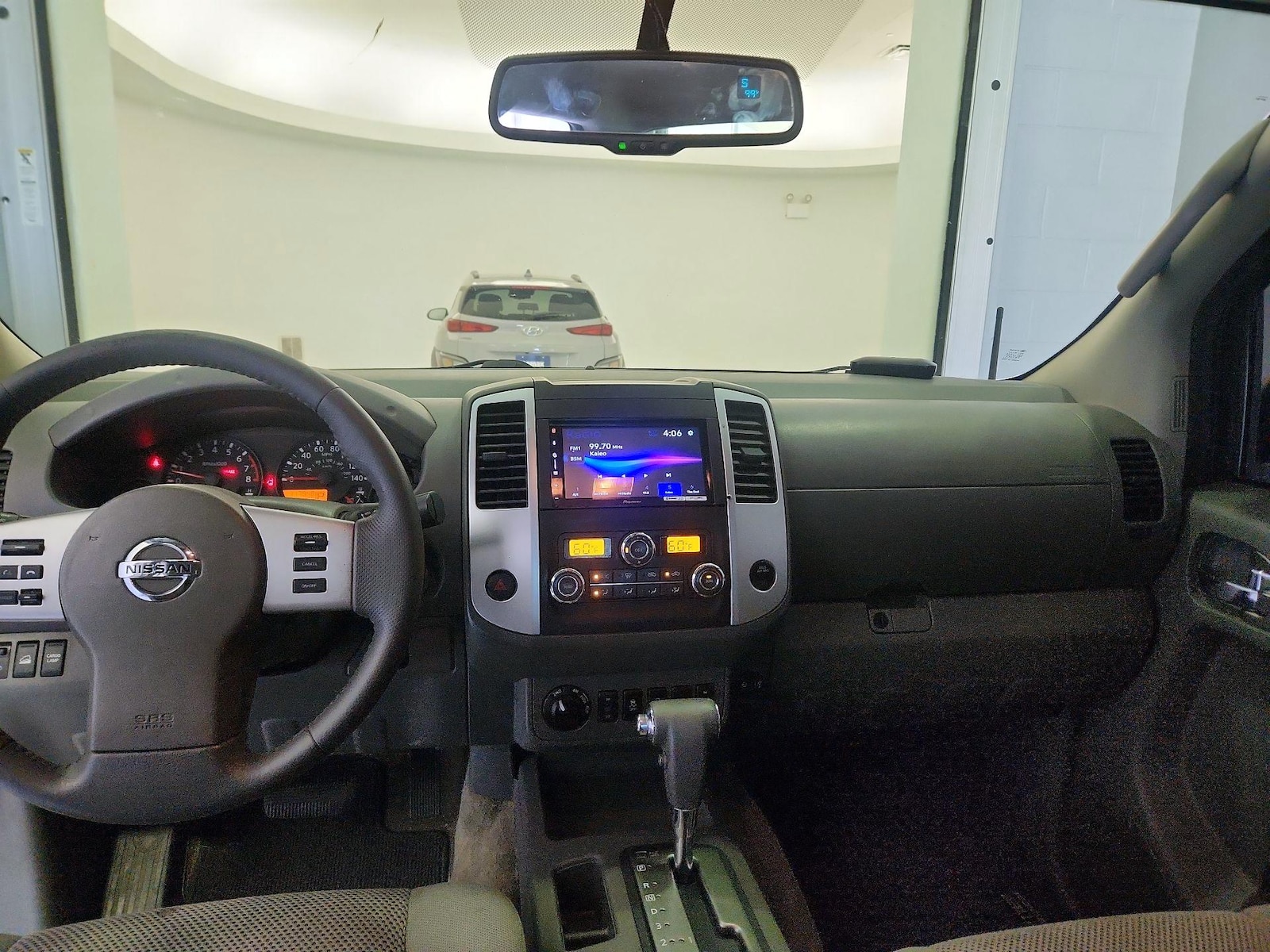 2017 Nissan Frontier SV - Photo 10