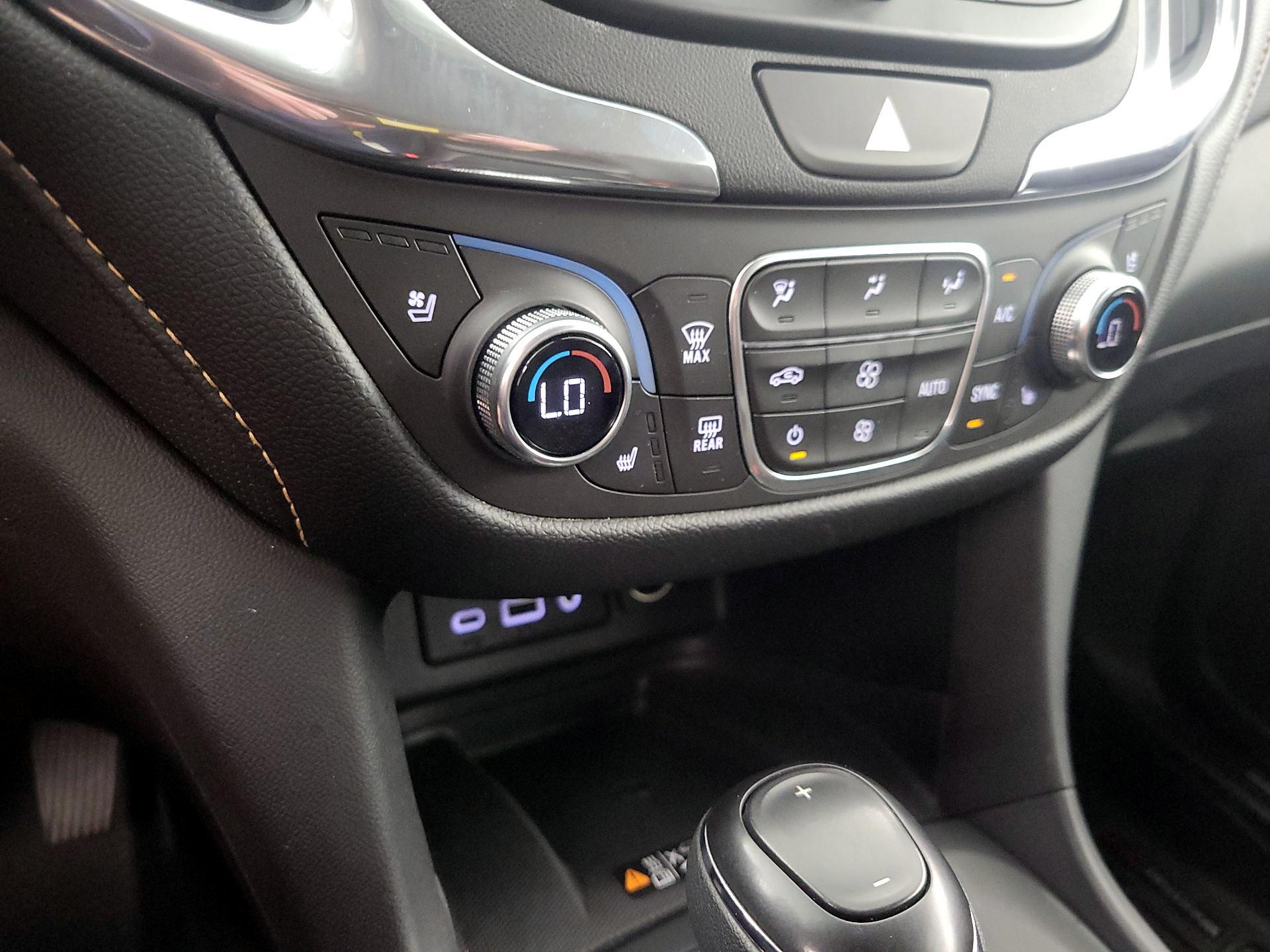 Thumbnail: 2020 Chevrolet Equinox - 17