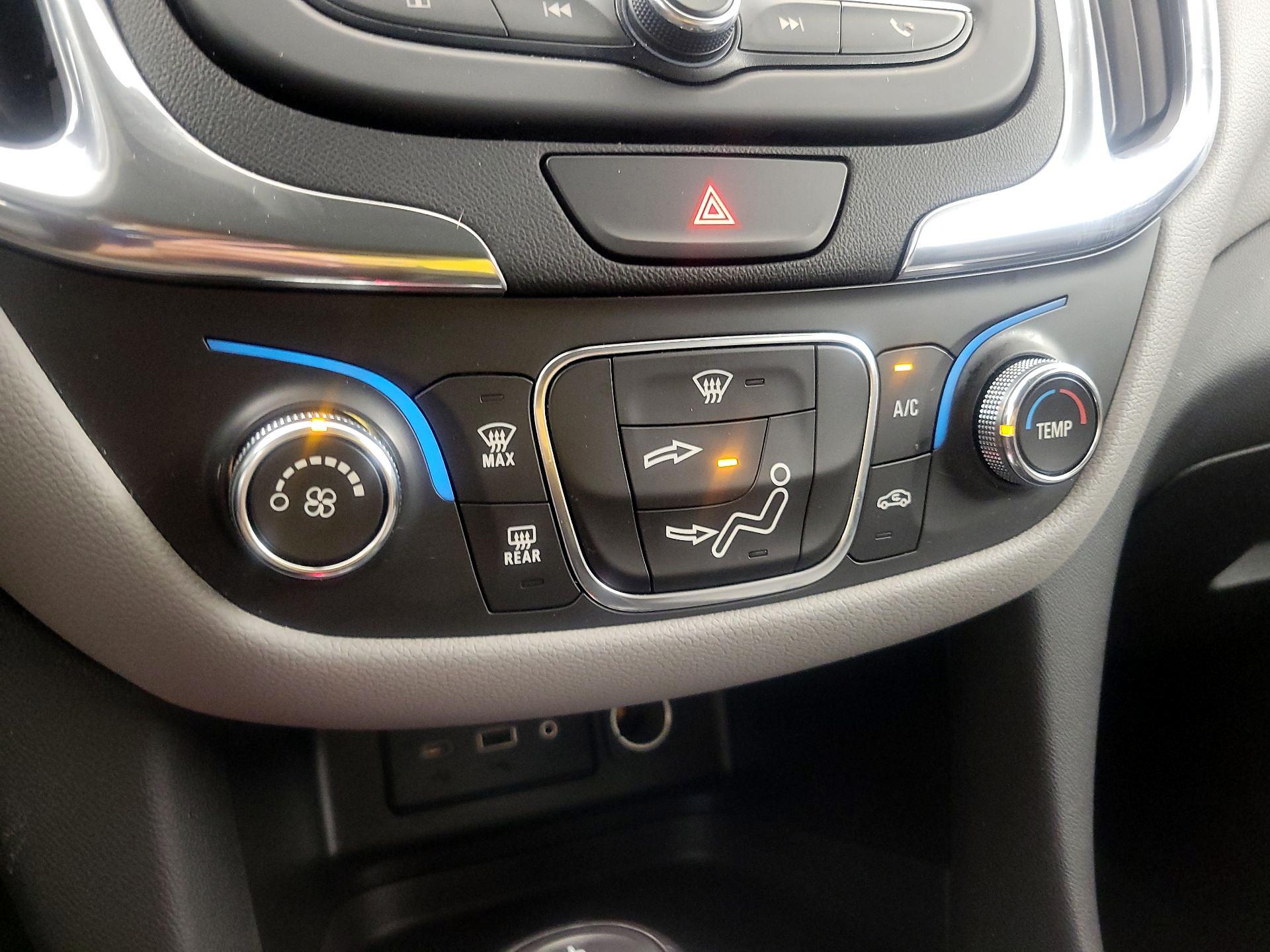 Thumbnail: 2019 Chevrolet Equinox - 16