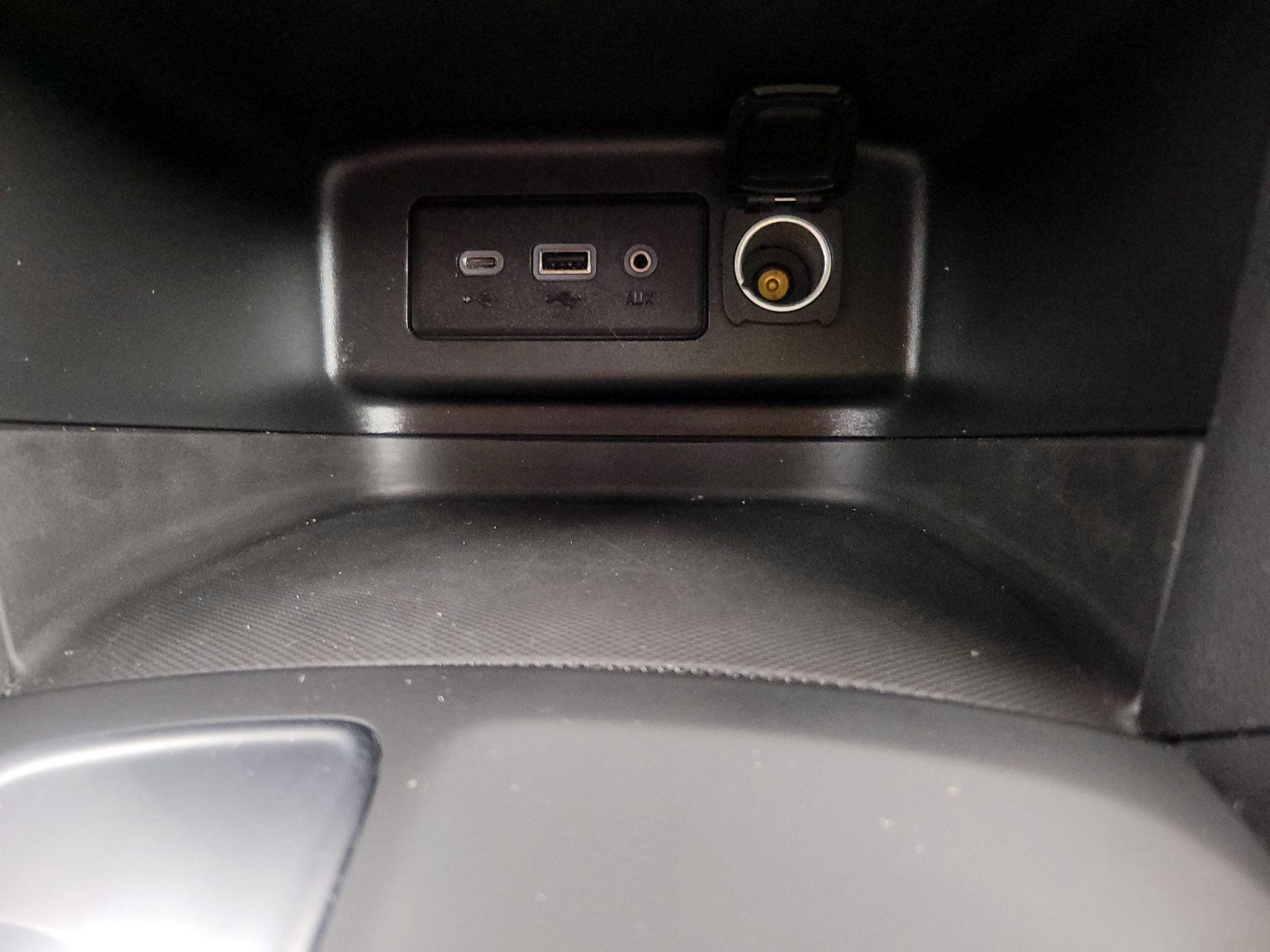 Thumbnail: 2019 Chevrolet Equinox - 18