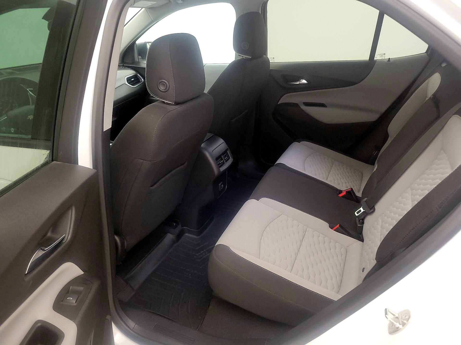 Thumbnail: 2019 Chevrolet Equinox - 19