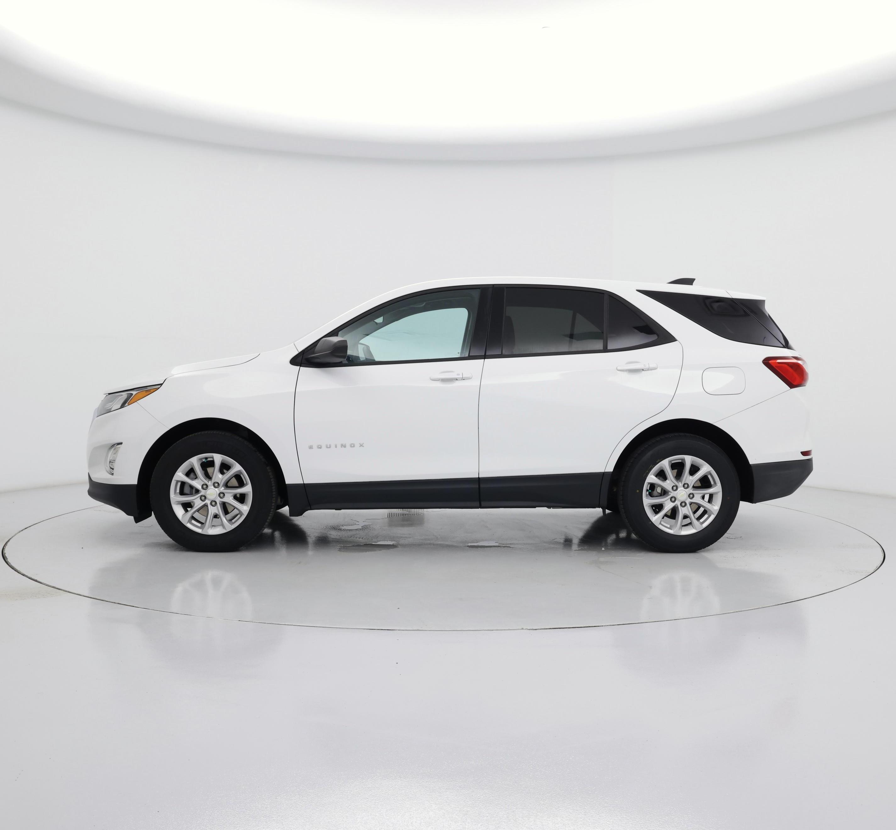 Thumbnail: 2019 Chevrolet Equinox - 3
