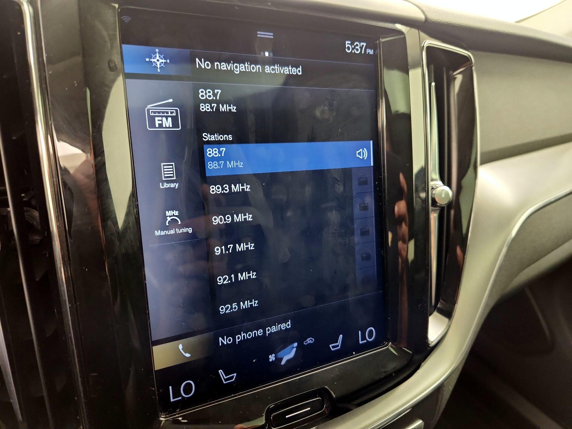 Thumbnail: 2019 Volvo XC60 - 15