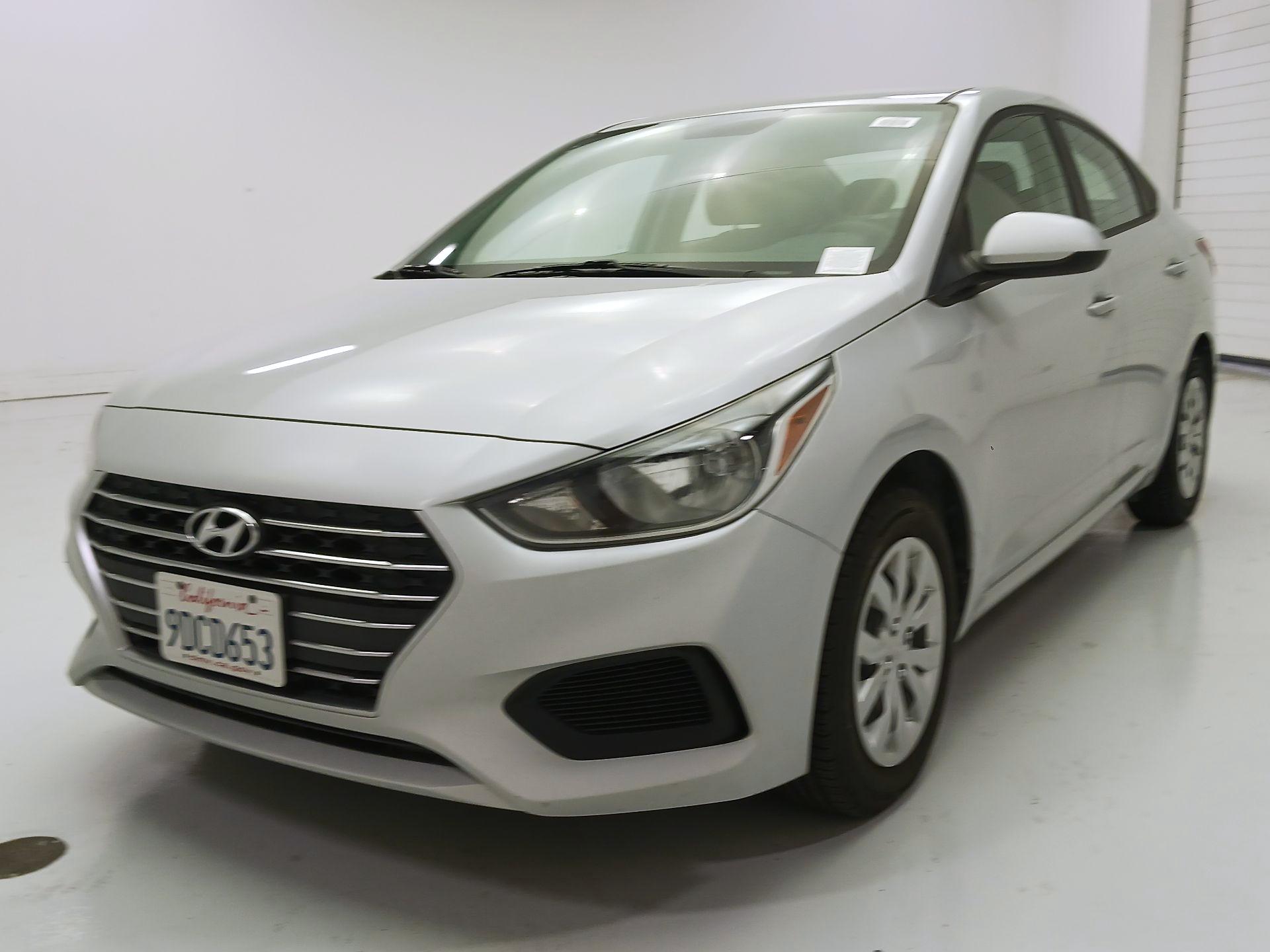 Thumbnail: 2022 Hyundai Accent - 3