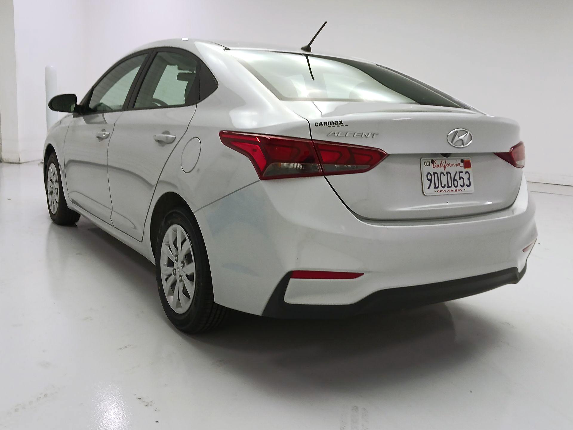 Thumbnail: 2022 Hyundai Accent - 7