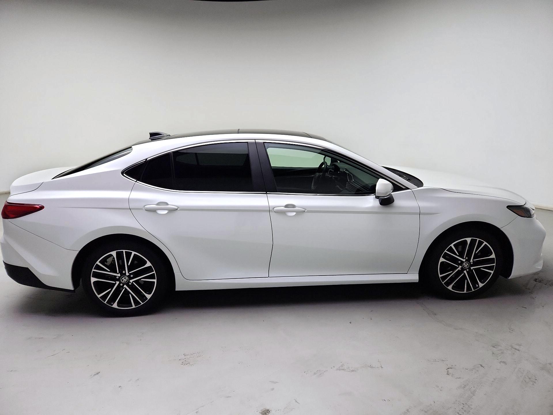 Thumbnail: 2025 Toyota Camry - 4