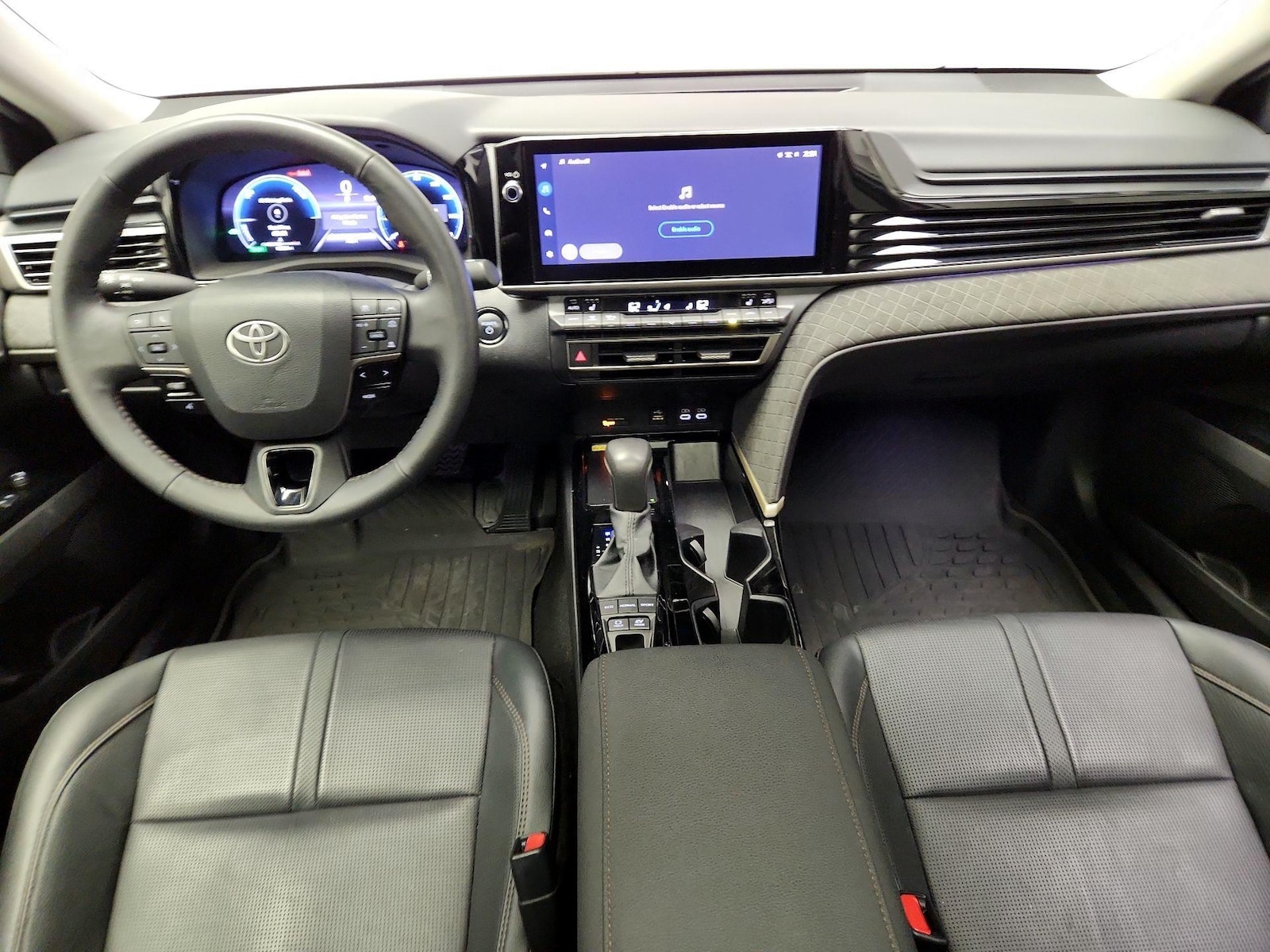 Apple CarPlay® & Android Auto™
