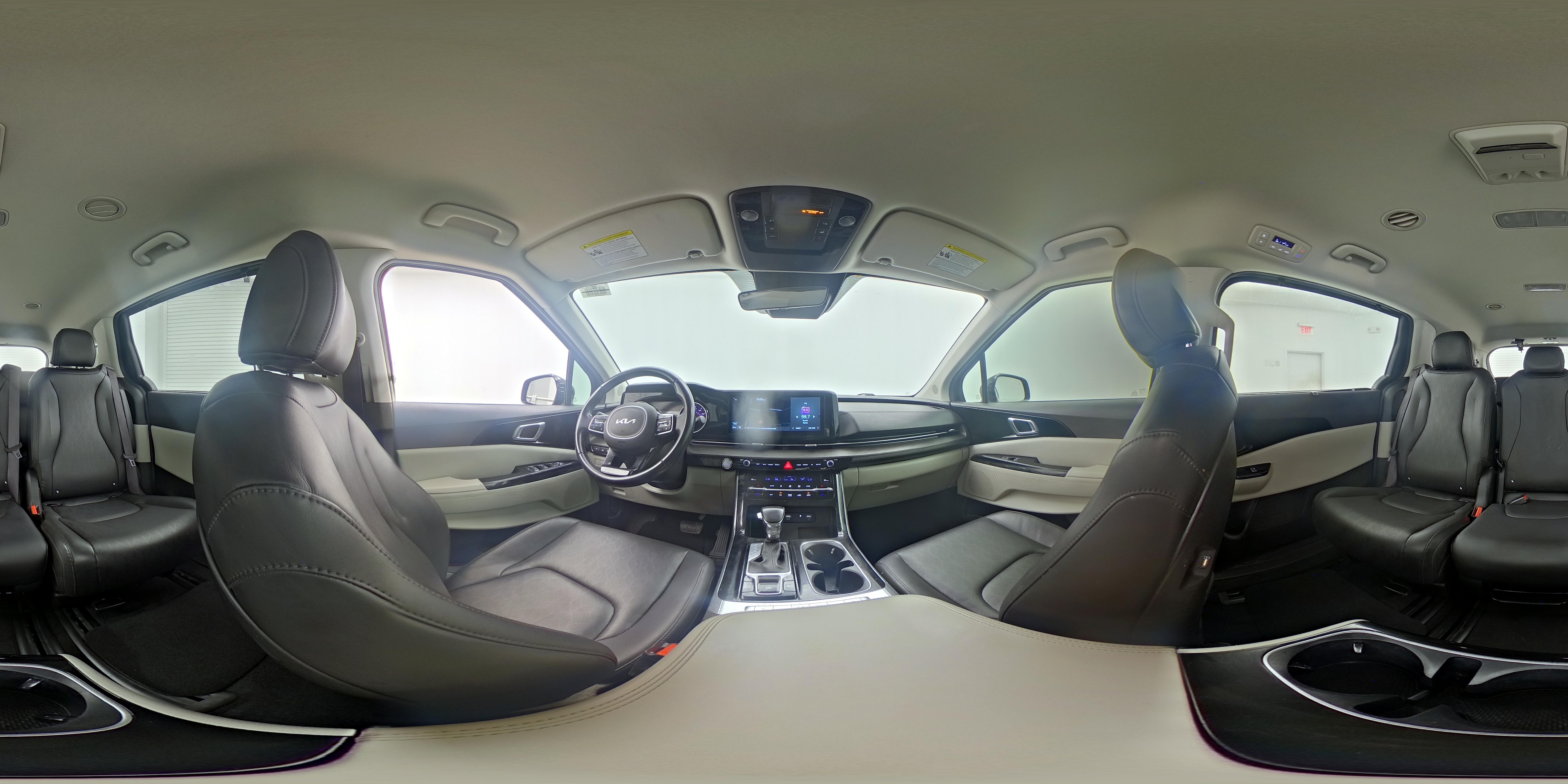 2022 Kia Carnival EX - Photo 27