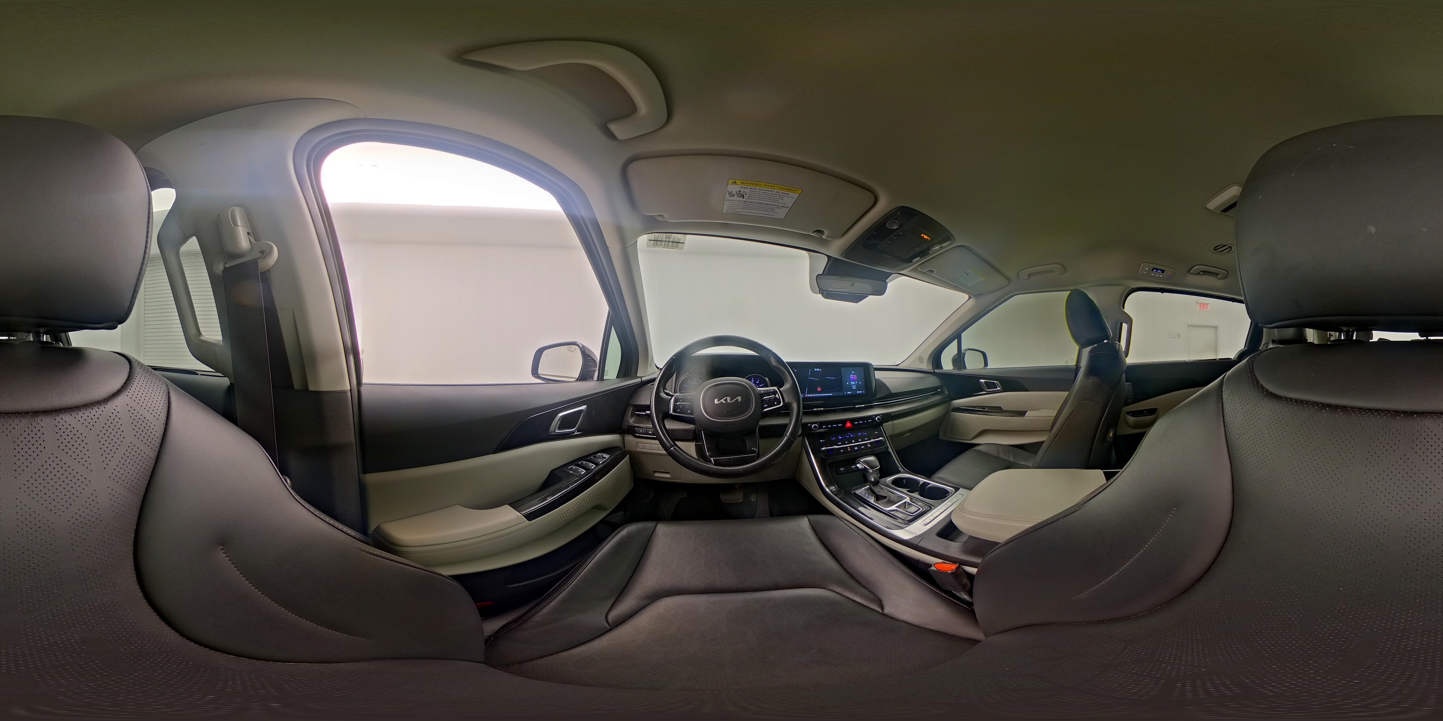 2022 Kia Carnival EX - Photo 29