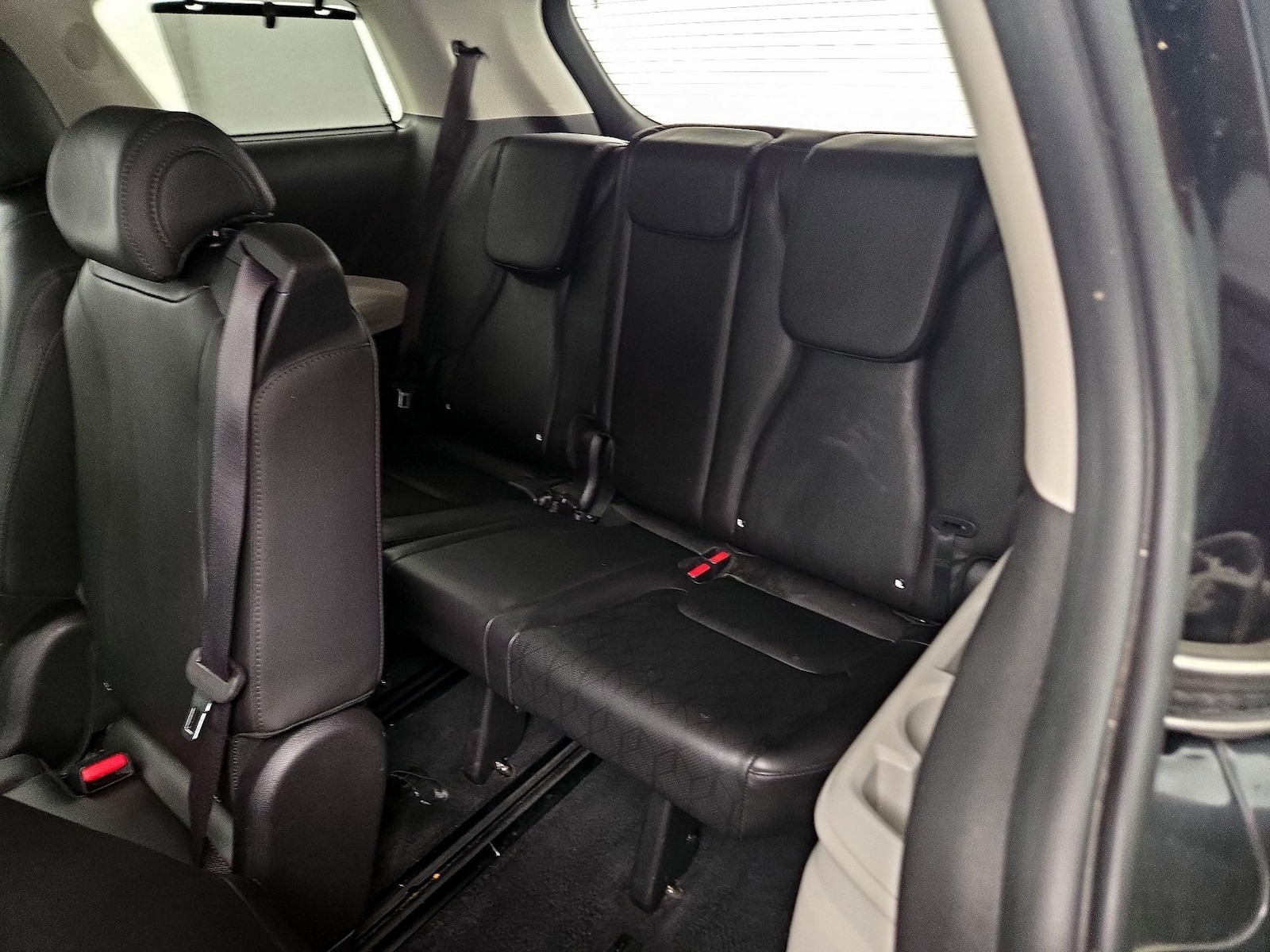 2022 Kia Carnival EX - Photo 22