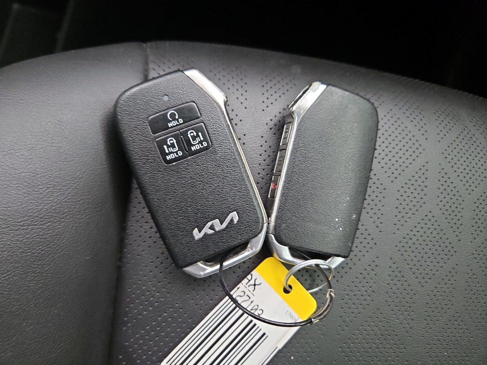 2022 Kia Carnival EX - Photo 26