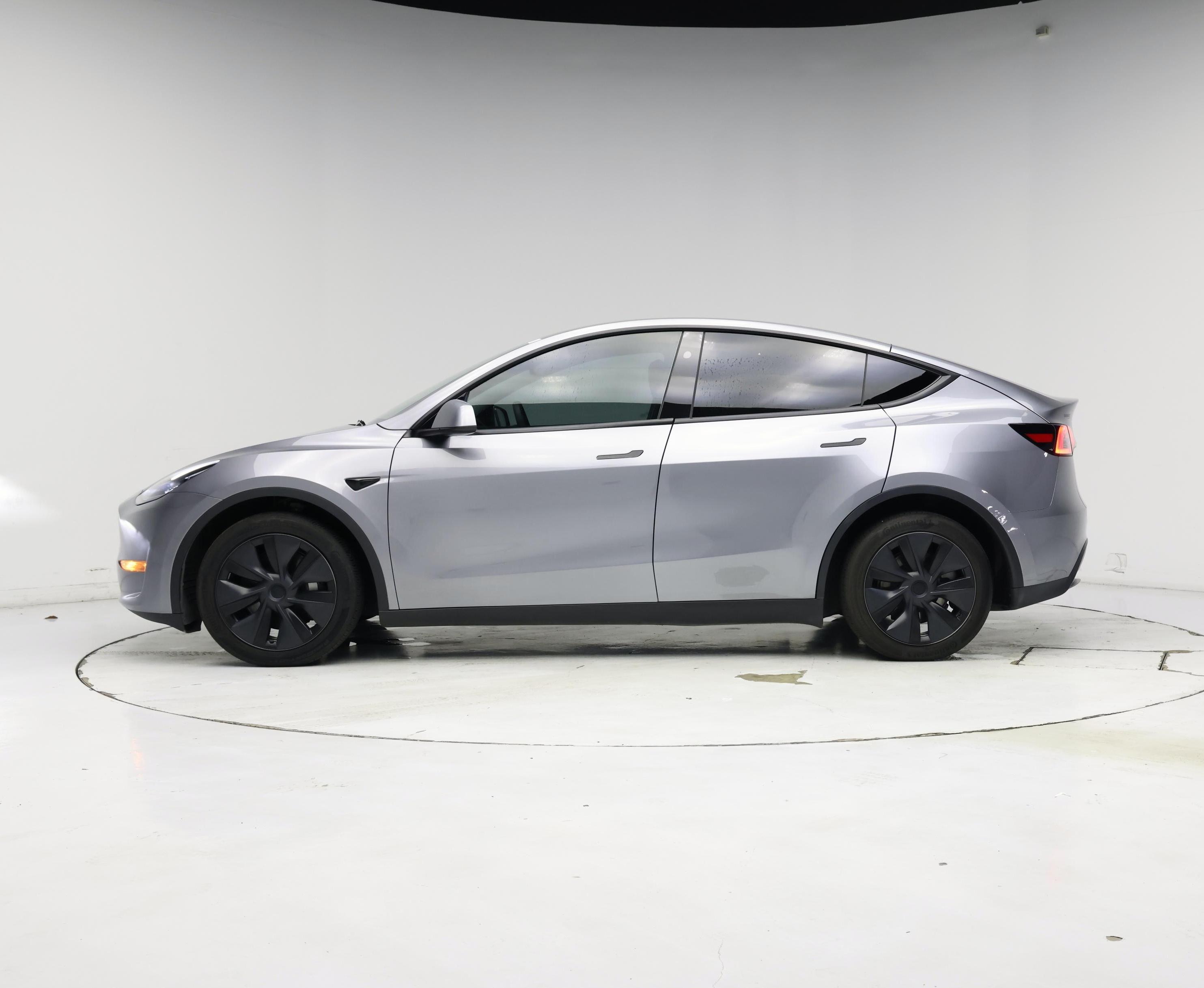 Thumbnail: 2025 Tesla Model Y - 3