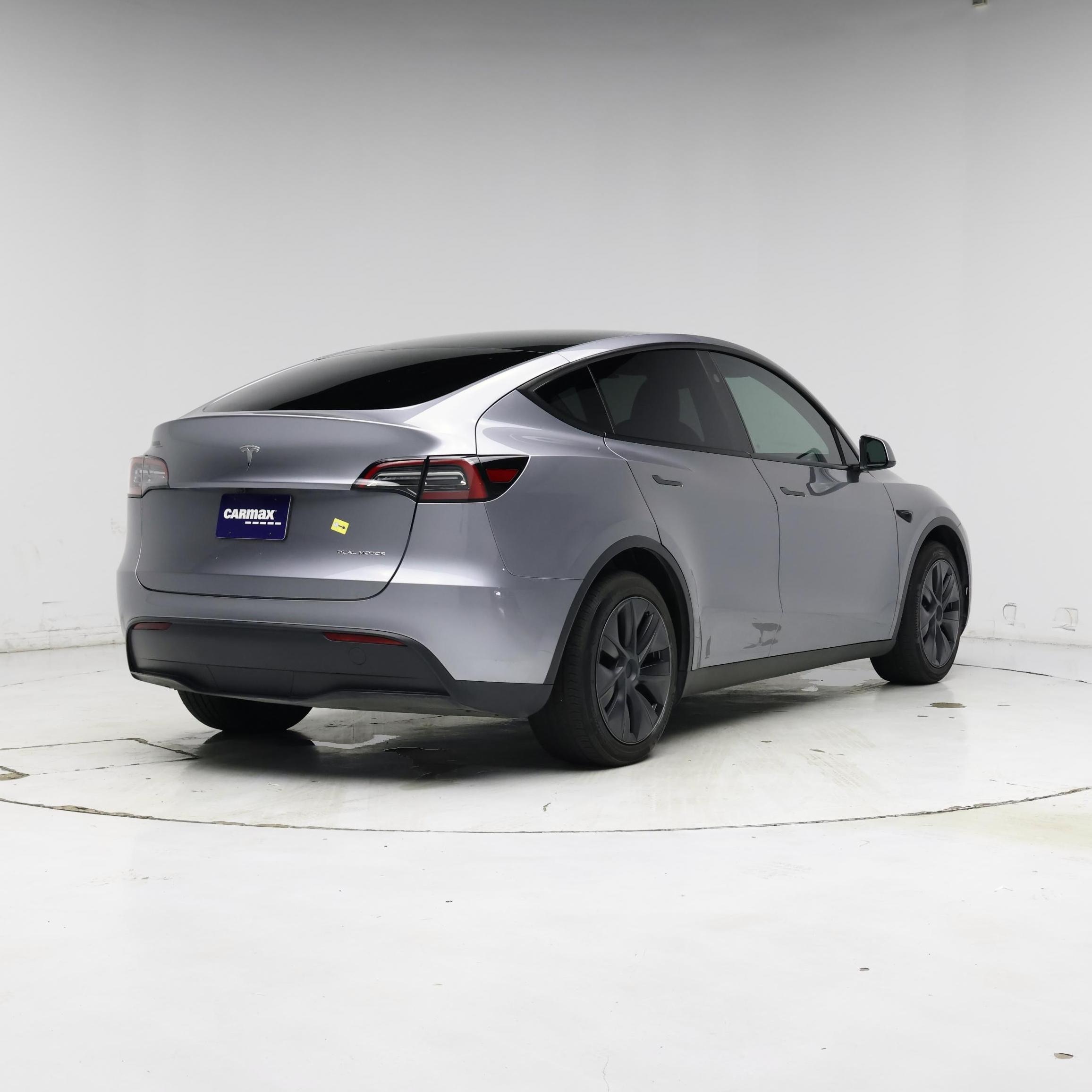 Thumbnail: 2025 Tesla Model Y - 8