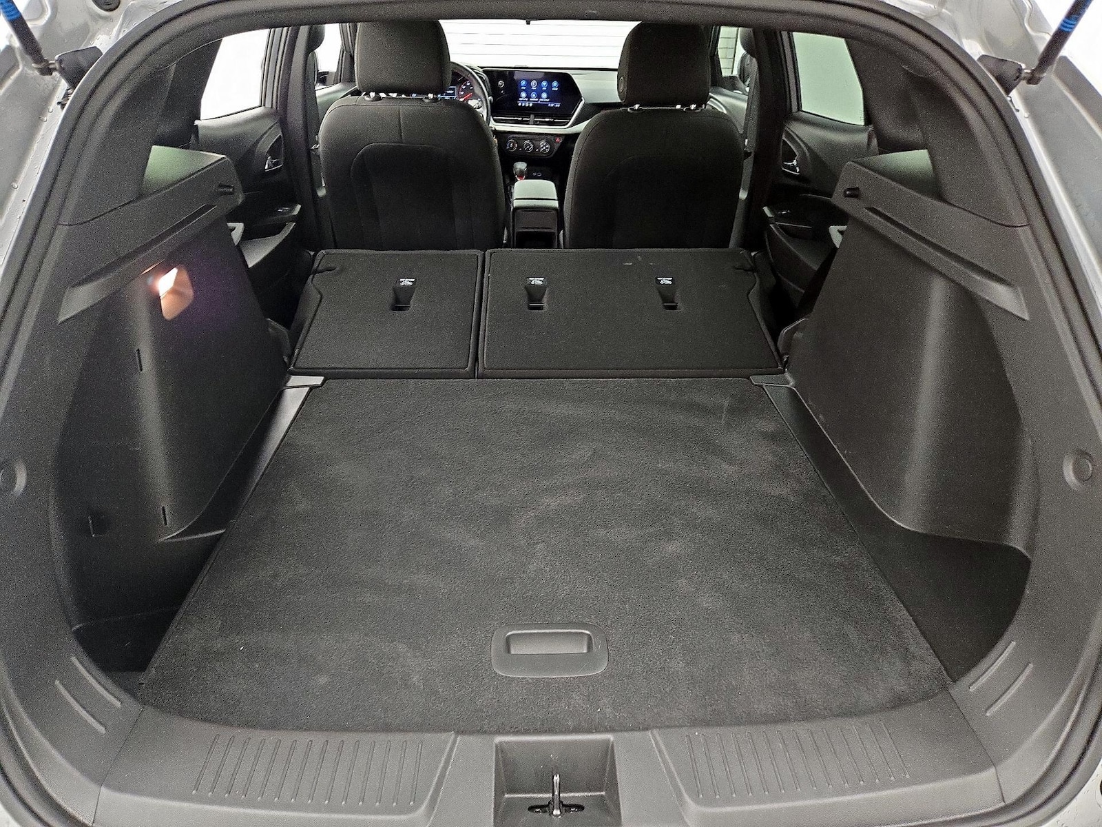 2025 Chevrolet Trax RS - Photo 22