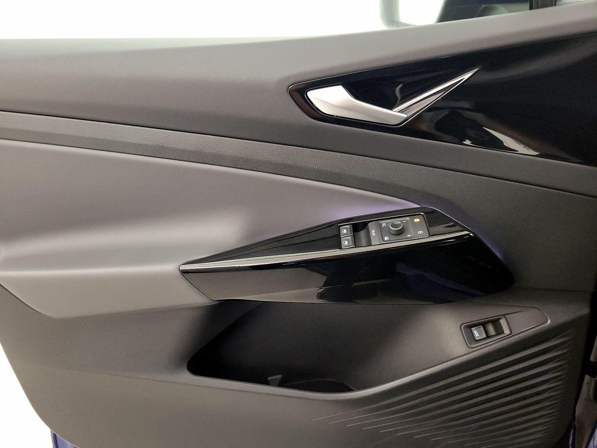 Thumbnail: 2021 Volkswagen ID.4 - 12