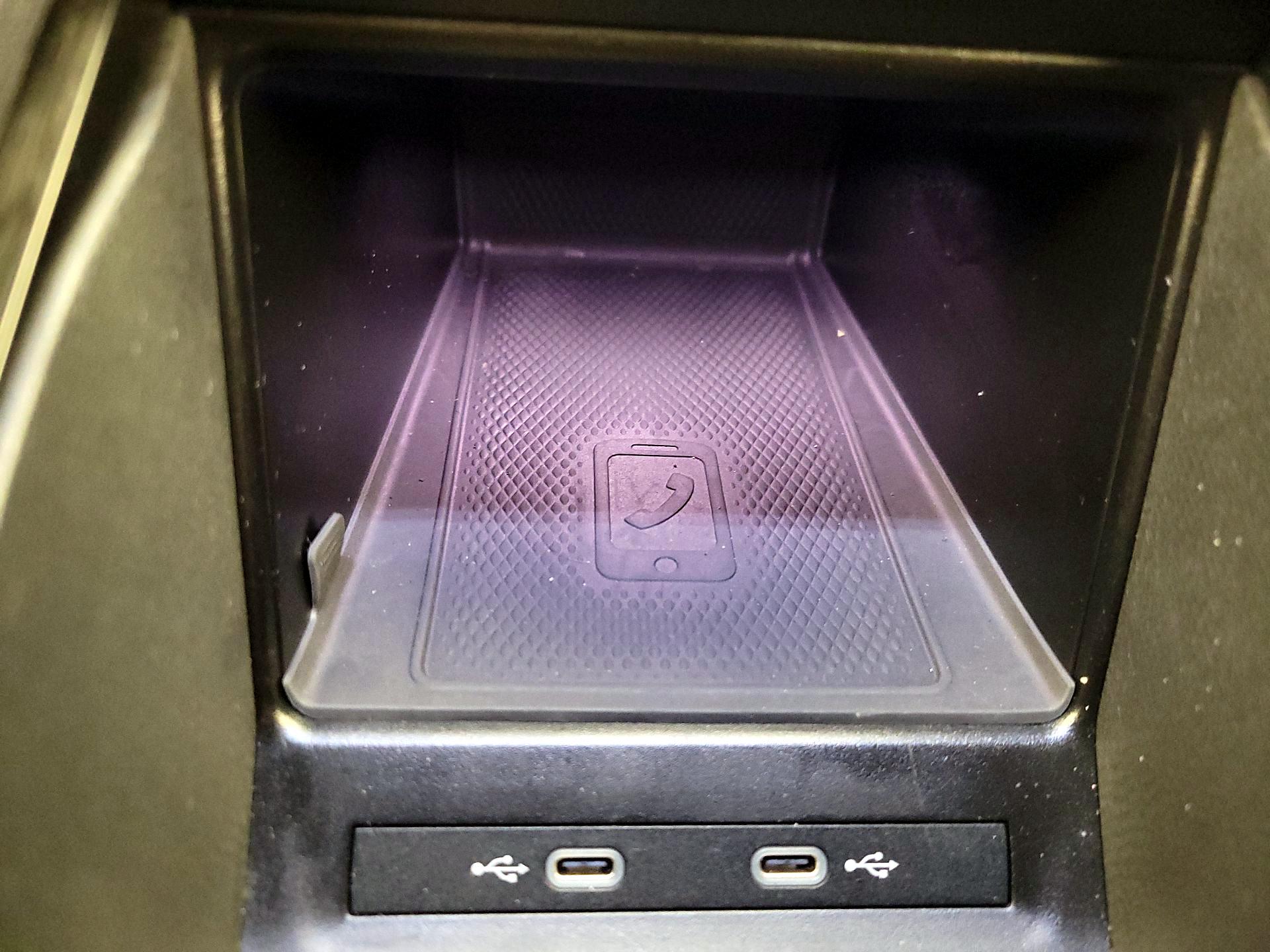 Thumbnail: 2021 Volkswagen ID.4 - 18